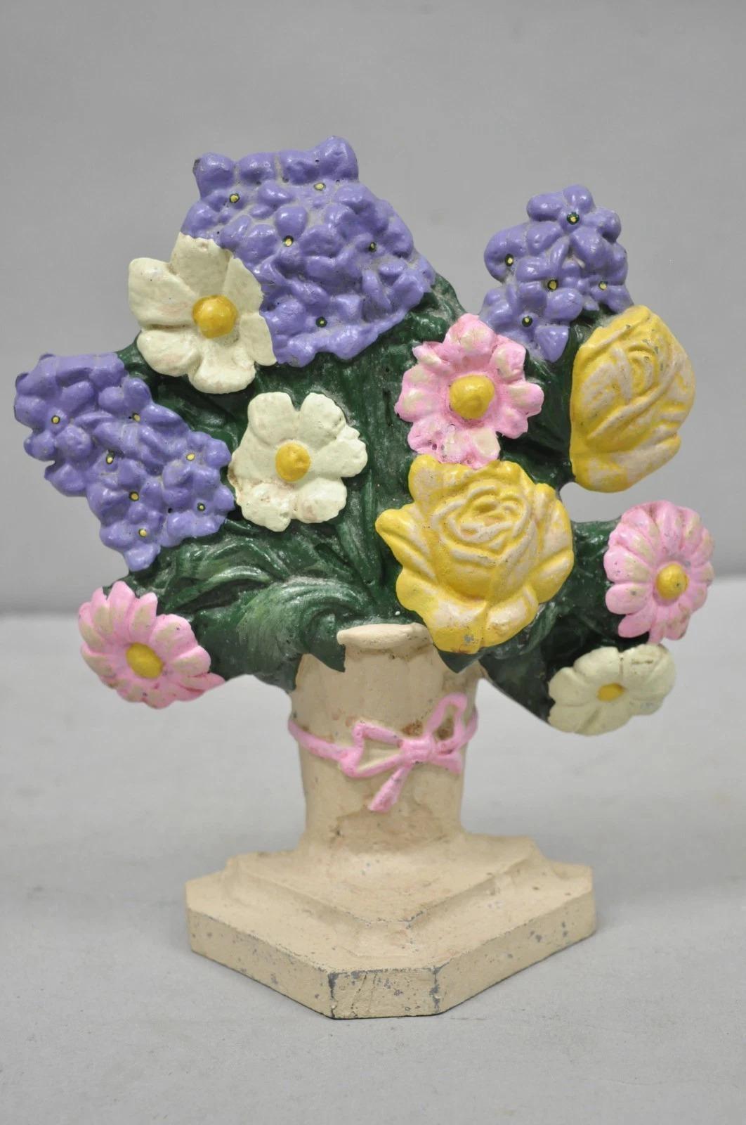 Antico cesto di bouquet floreale in ghisa vittoriana dipinto di rosa, fermaporta in vendita 3