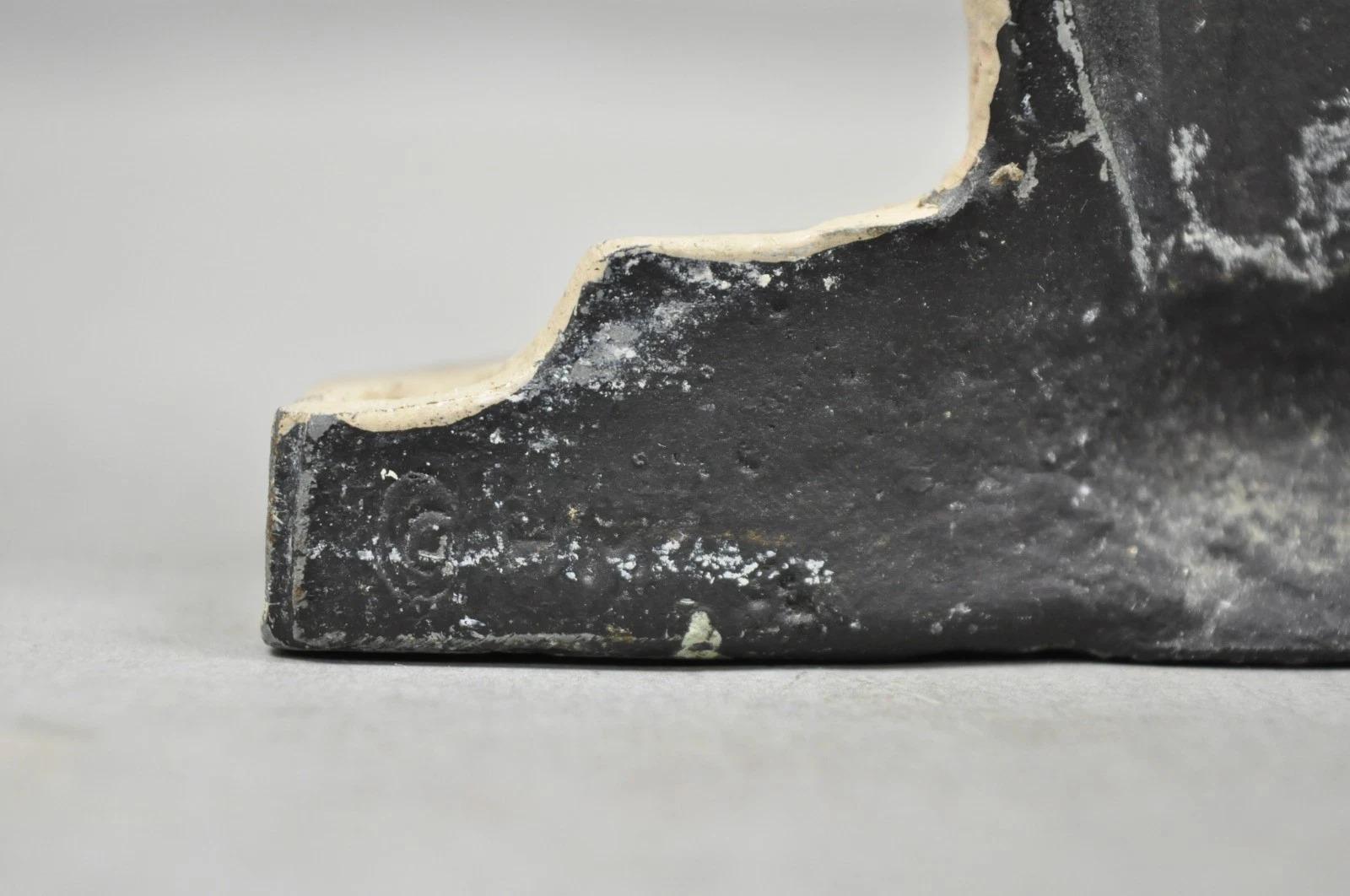 Antico cesto di bouquet floreale in ghisa vittoriana dipinto di rosa, fermaporta in vendita 1