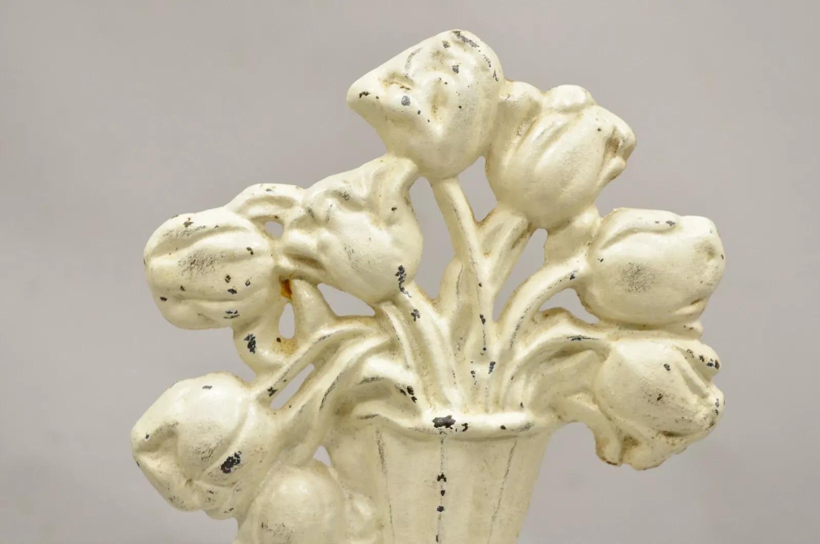 Antique Victorian Cast Iron Figural White Tulip Bouquet Painted Door Stop In Good Condition For Sale In Philadelphia, PA