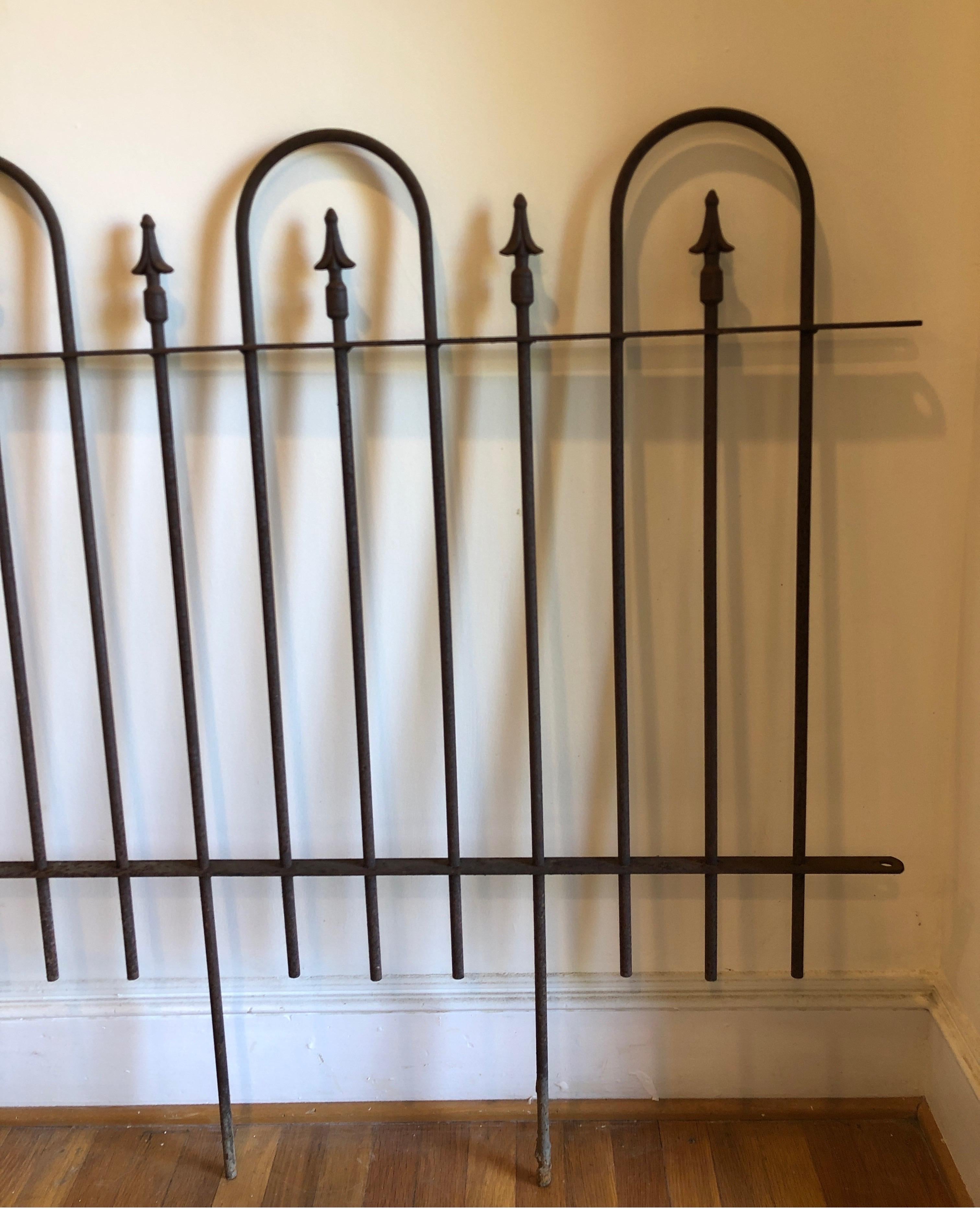 Hand-Crafted Antique Victorian Cast Iron Gate/Fence w/Fleur-di-Lis, 5 Panels Available For Sale