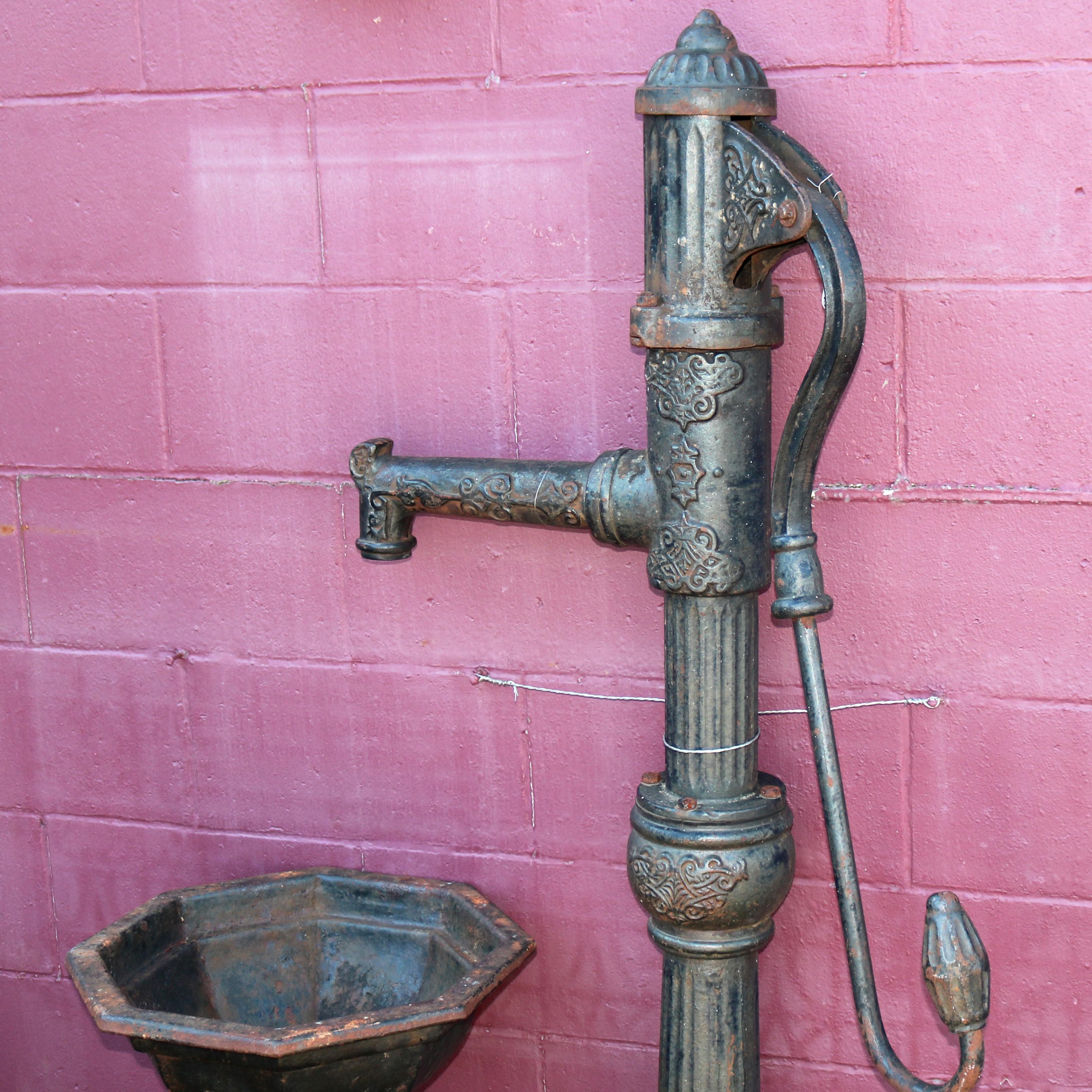 Antique Victorian Cast Iron Well Pump with Basin C1880

Measures - 25.25
