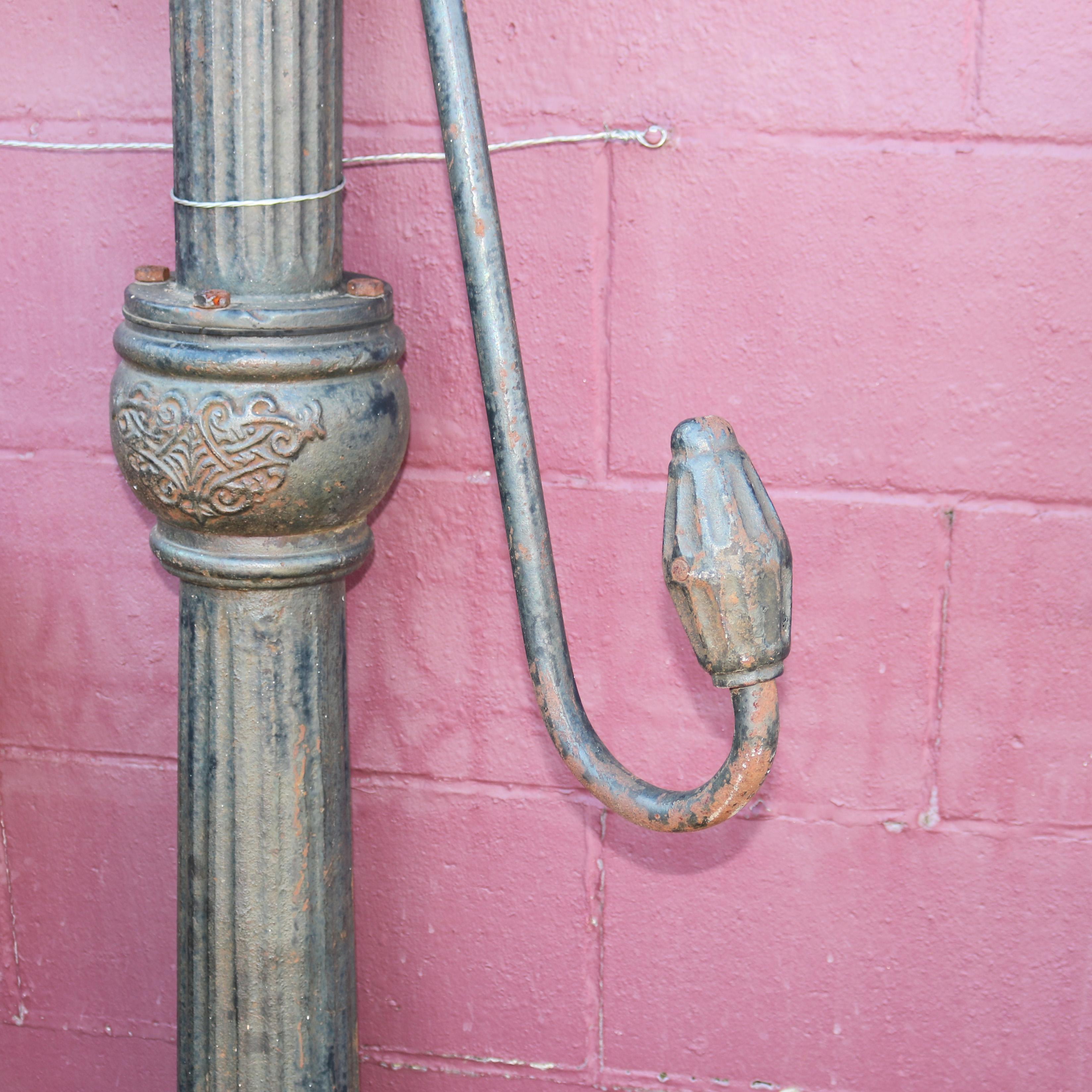 Antique Victorian Cast Iron Well Pump with Basin C1880 1