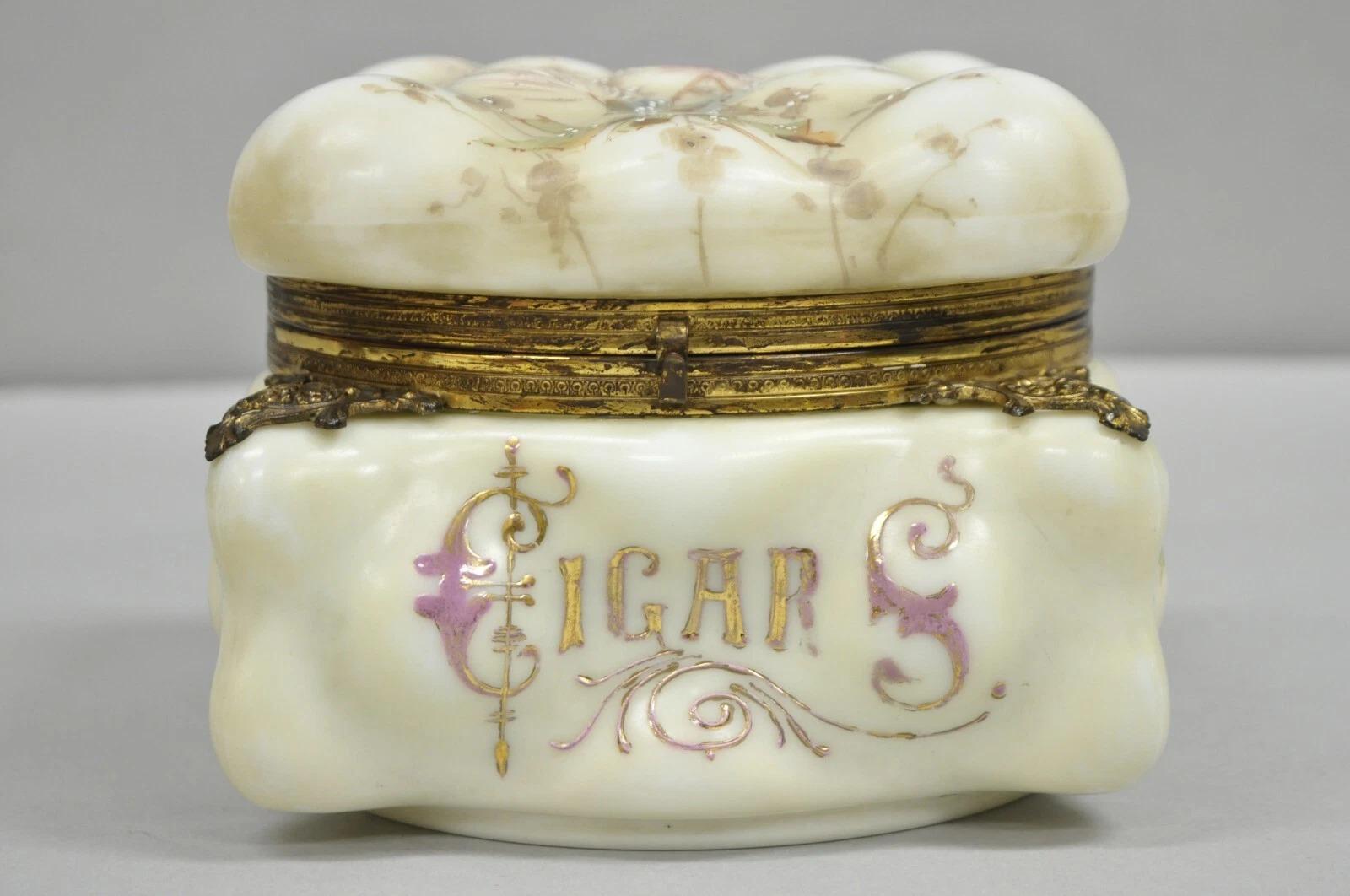 Antike viktorianische C.F. Monroe Wavecrest Art Nouveau Zigarren Humidor Glas Krug Box (Viktorianisch) im Angebot