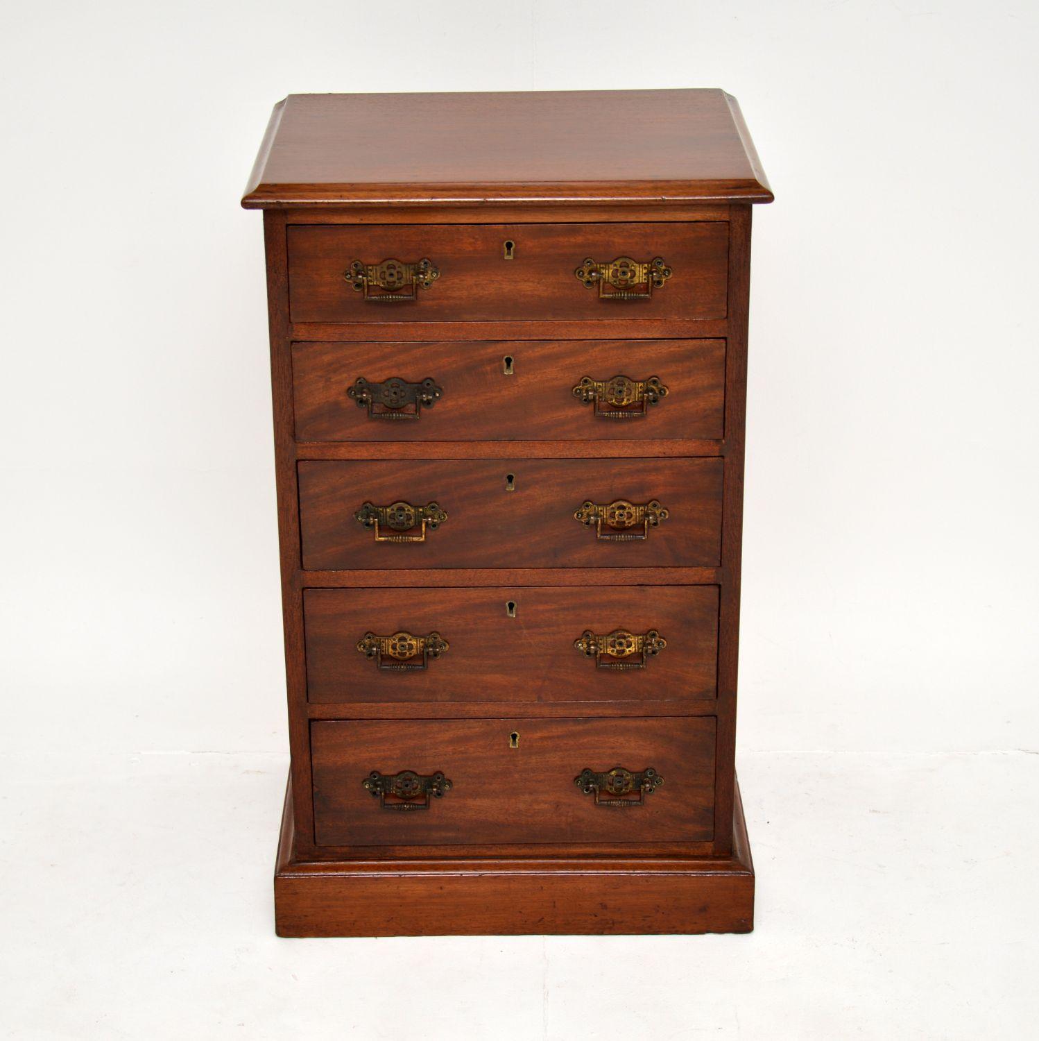 victorian chest of drawers