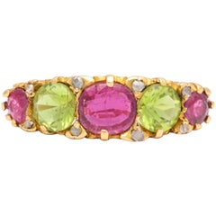 Antique Victorian Chrysolite and Garnet Gold Half-Hoop Ring, circa 1840