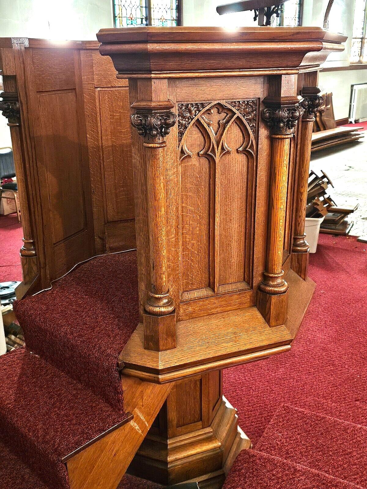 Antique Victorian Church Neo Gothic Pulpit Podium Pedestal with Steps, c. 1865 In Good Condition In Chicago, IL