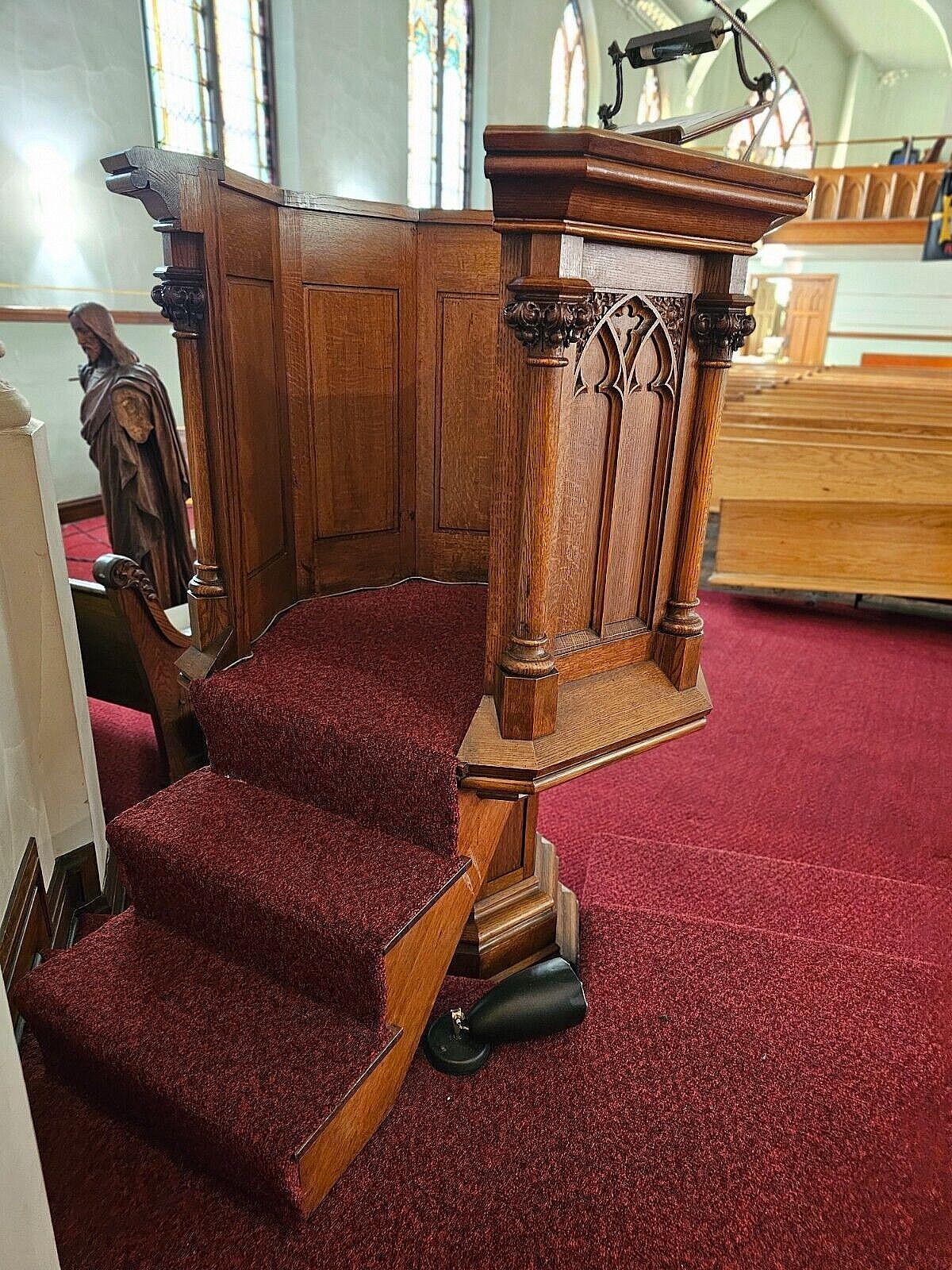 Oak Antique Victorian Church Neo Gothic Pulpit Podium Pedestal with Steps, c. 1865