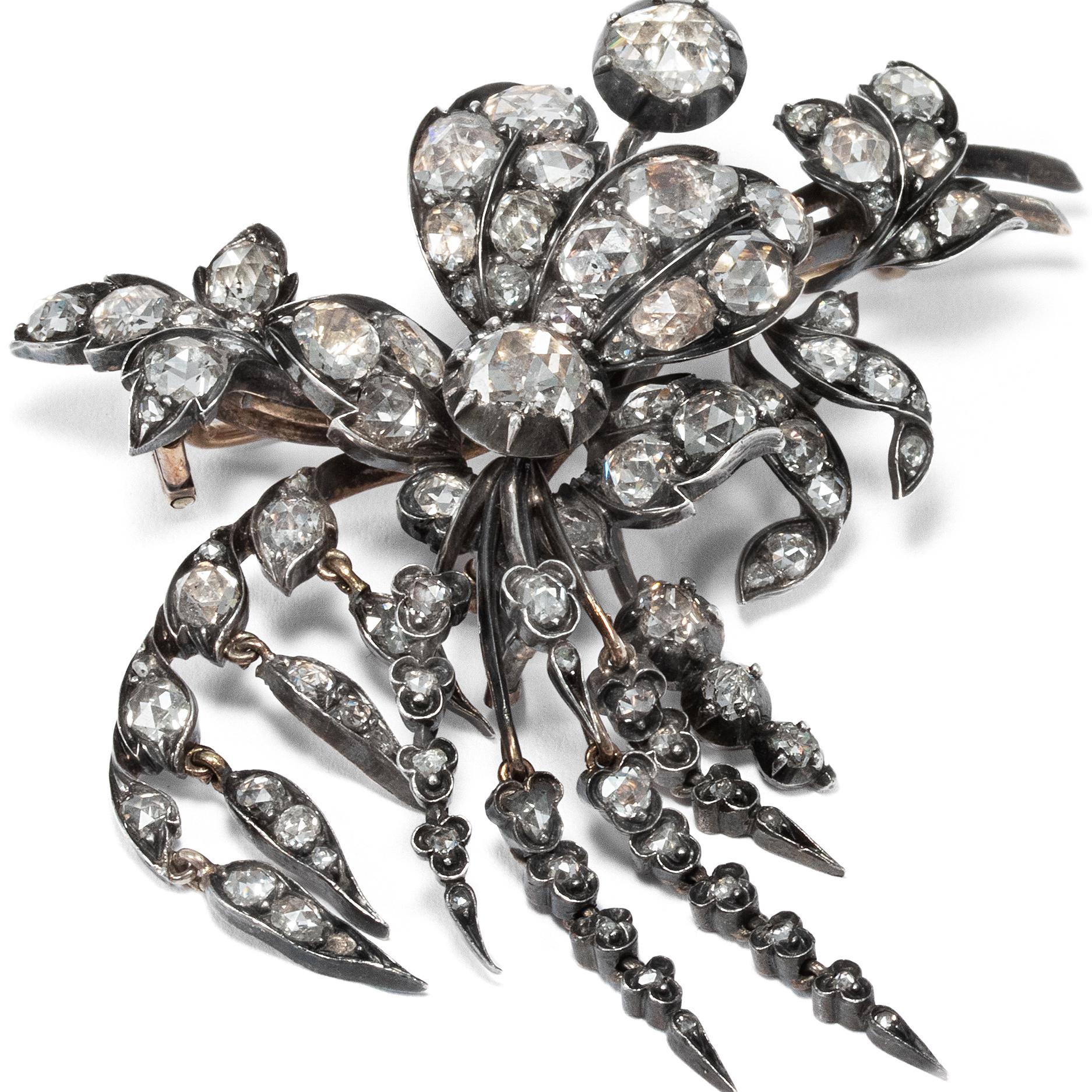 Rose Cut Antique Victorian circa 1850, 5.00 Ct Diamond Floral Corsage Brooch En Pampille For Sale