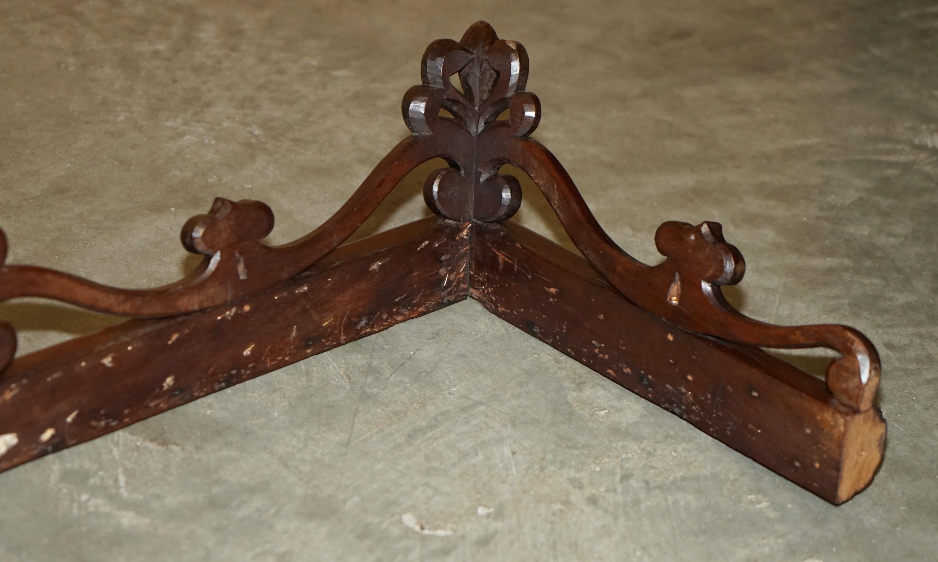 ANTIQUE VICTORiAN CIRCA 1860 HAND CARVED CURTAIN WINDOW PELMET SUPER DECORATIVE For Sale 3