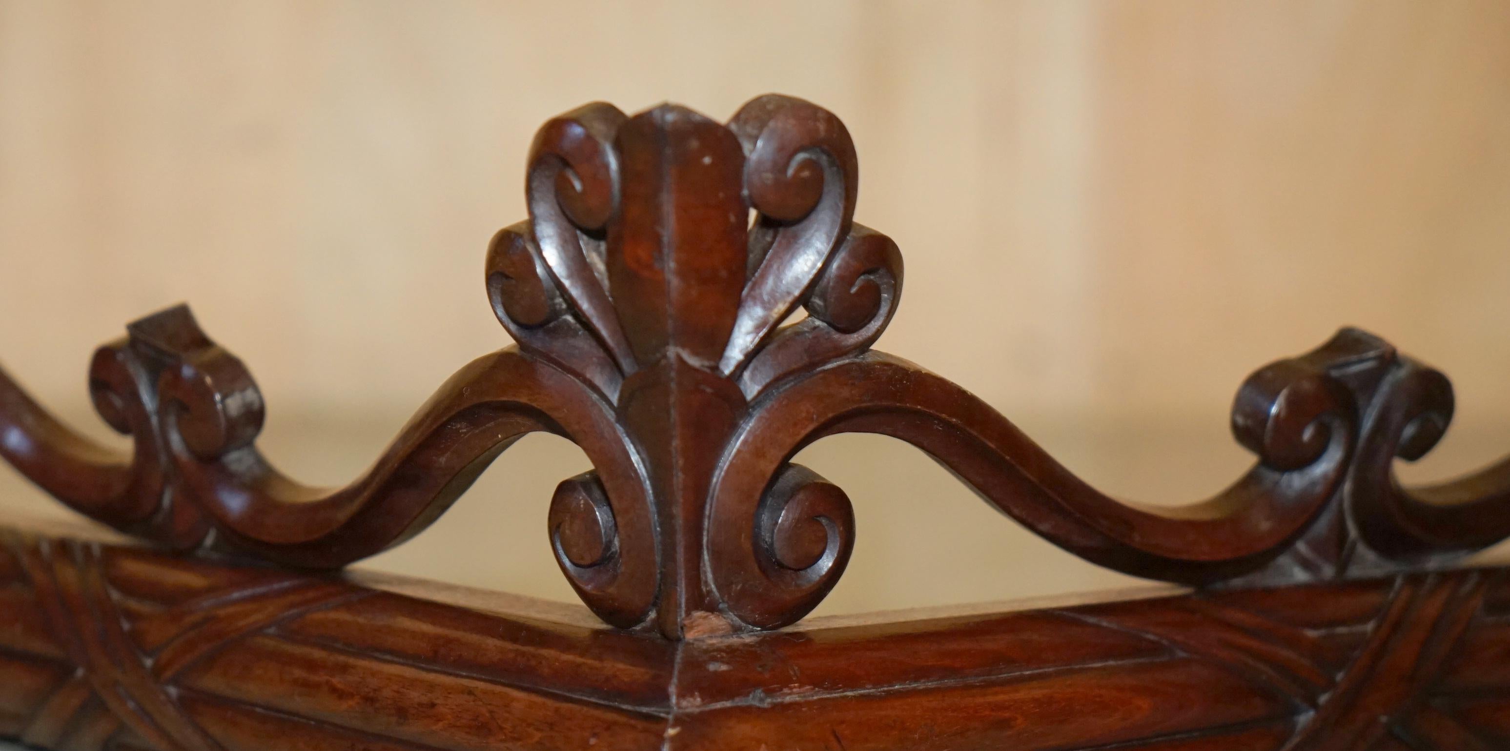 Hardwood ANTIQUE VICTORiAN CIRCA 1860 HAND CARVED CURTAIN WINDOW PELMET SUPER DECORATIVE For Sale