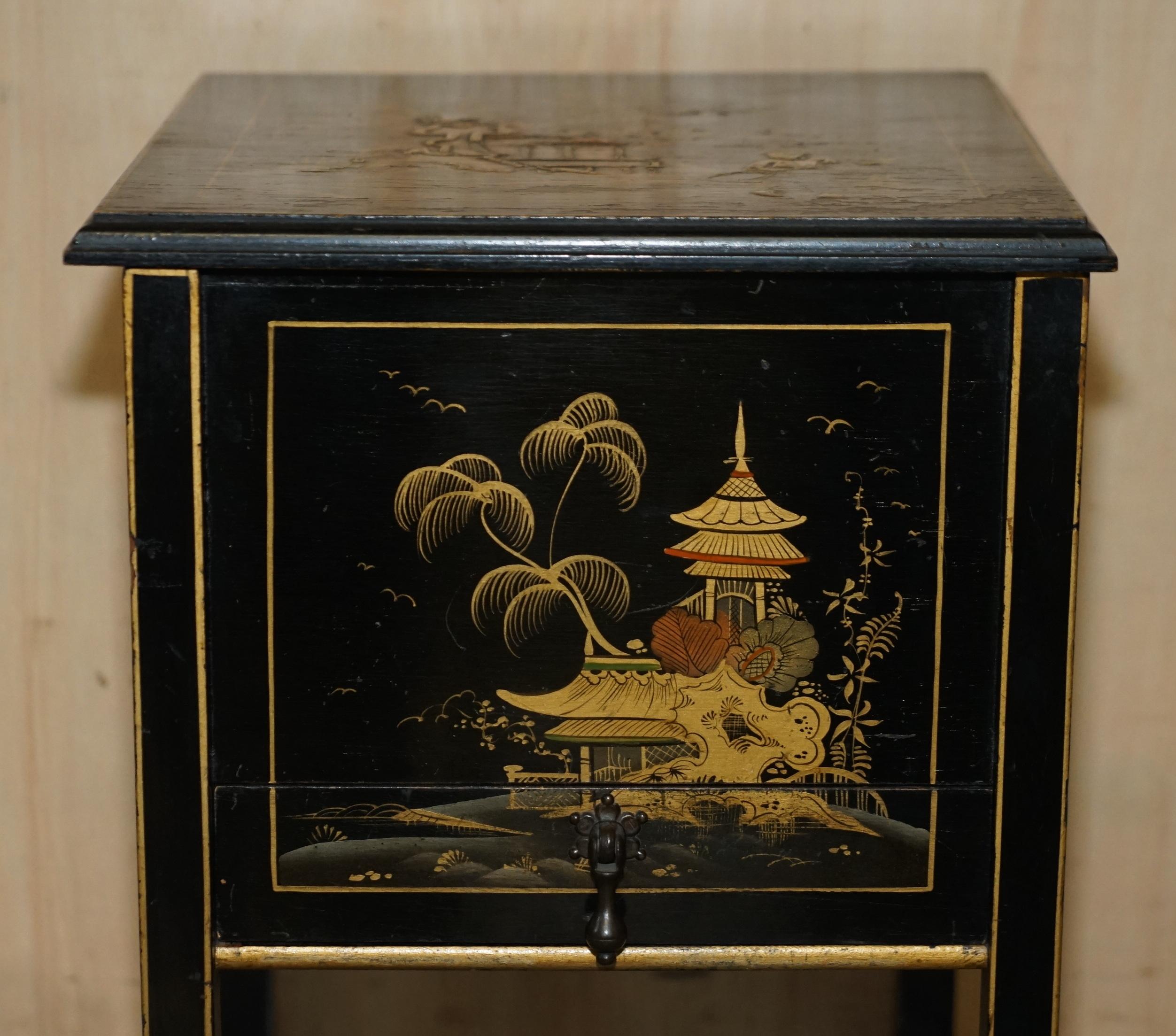Late 19th Century Antique Victorian circa 1880 Chinese Chinoiserie Lacquered Sewing Table Work Box For Sale