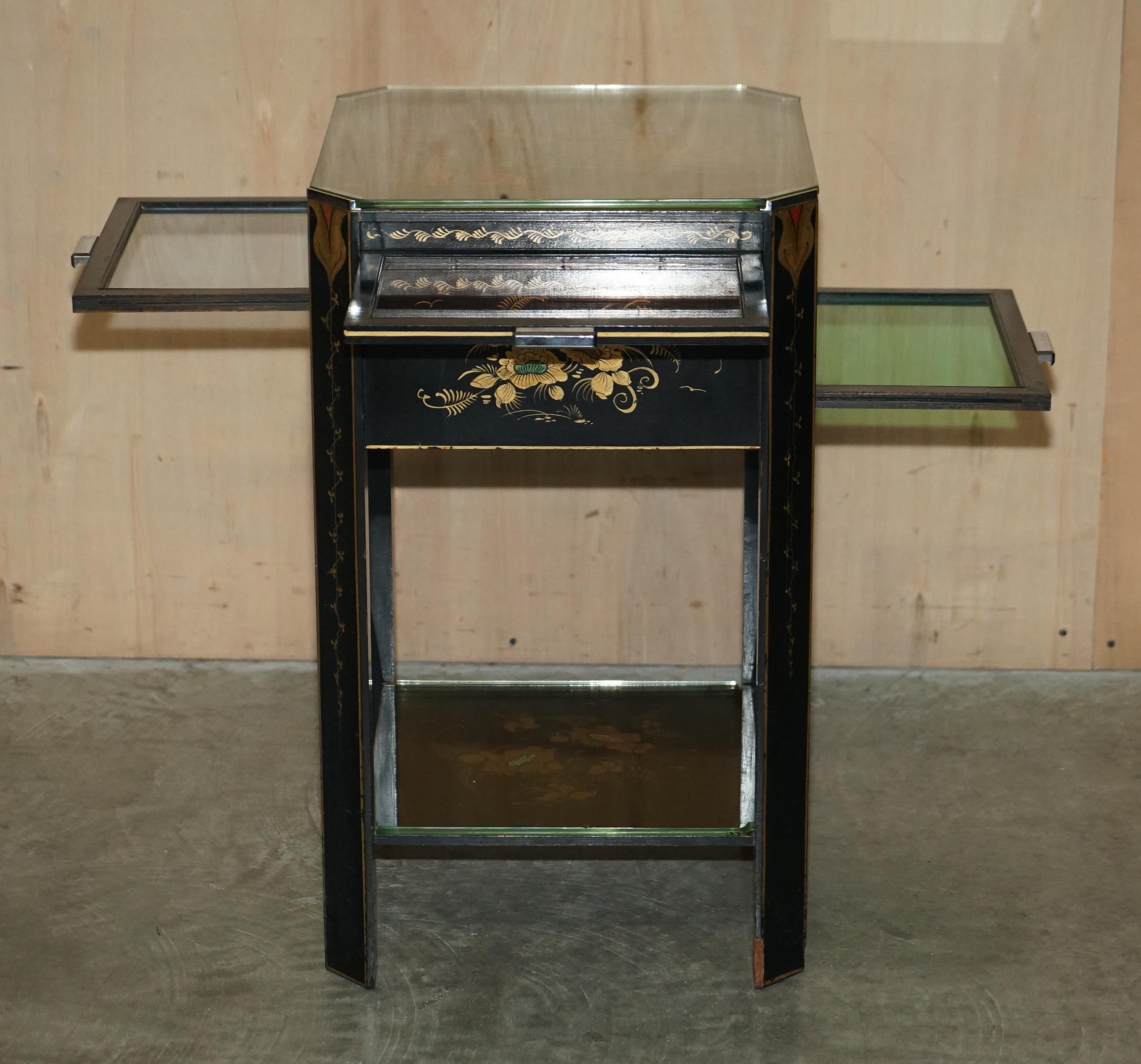 Antique Victorian circa 1880 Chinese Chinoiserie Lacquered Side End Lamp Table For Sale 14