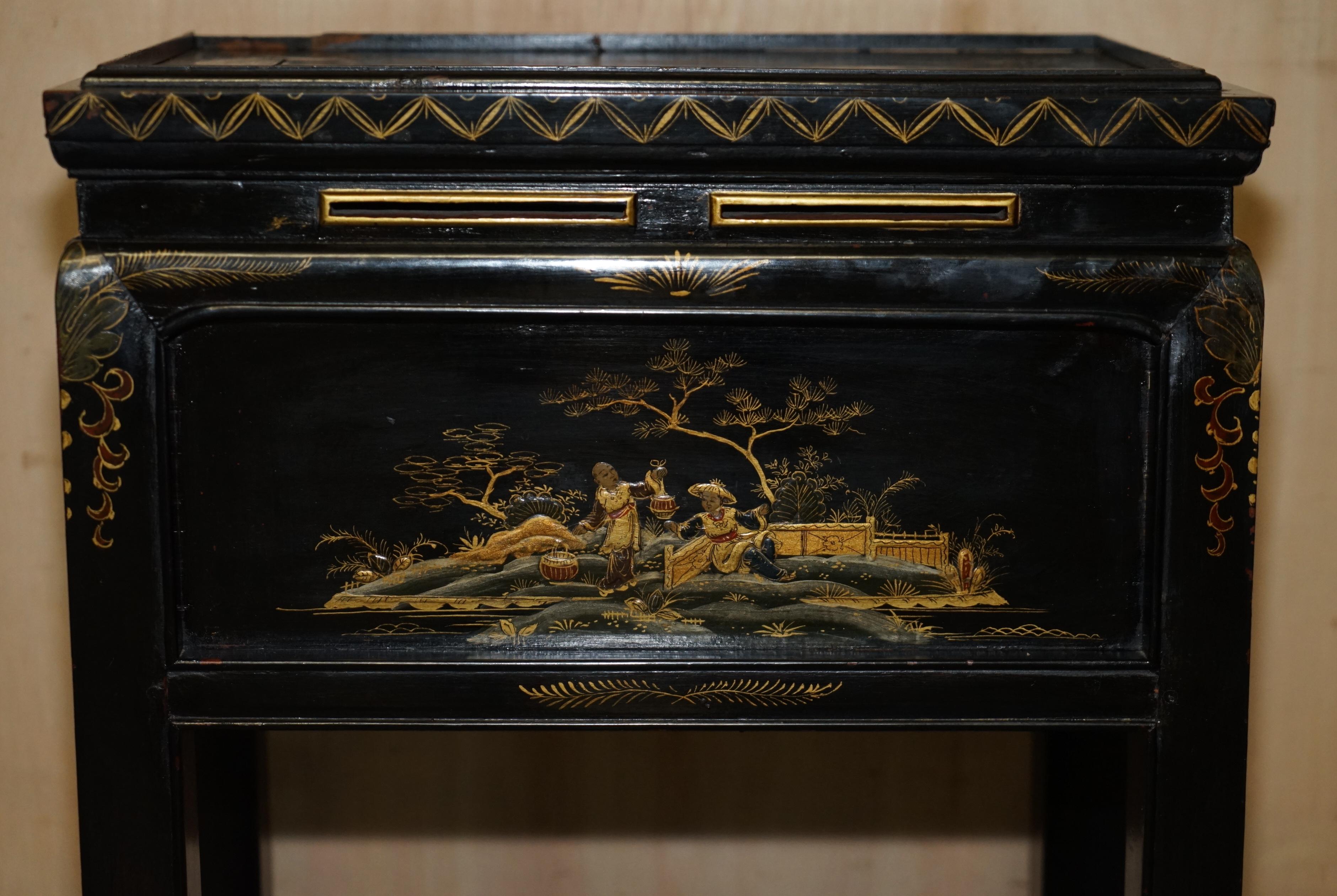 ANTIQUE VICTORIAN CIRCA 1880 CHINESE CHINOISERIE LACQUERED SiDE END LAMP TABLE For Sale 13