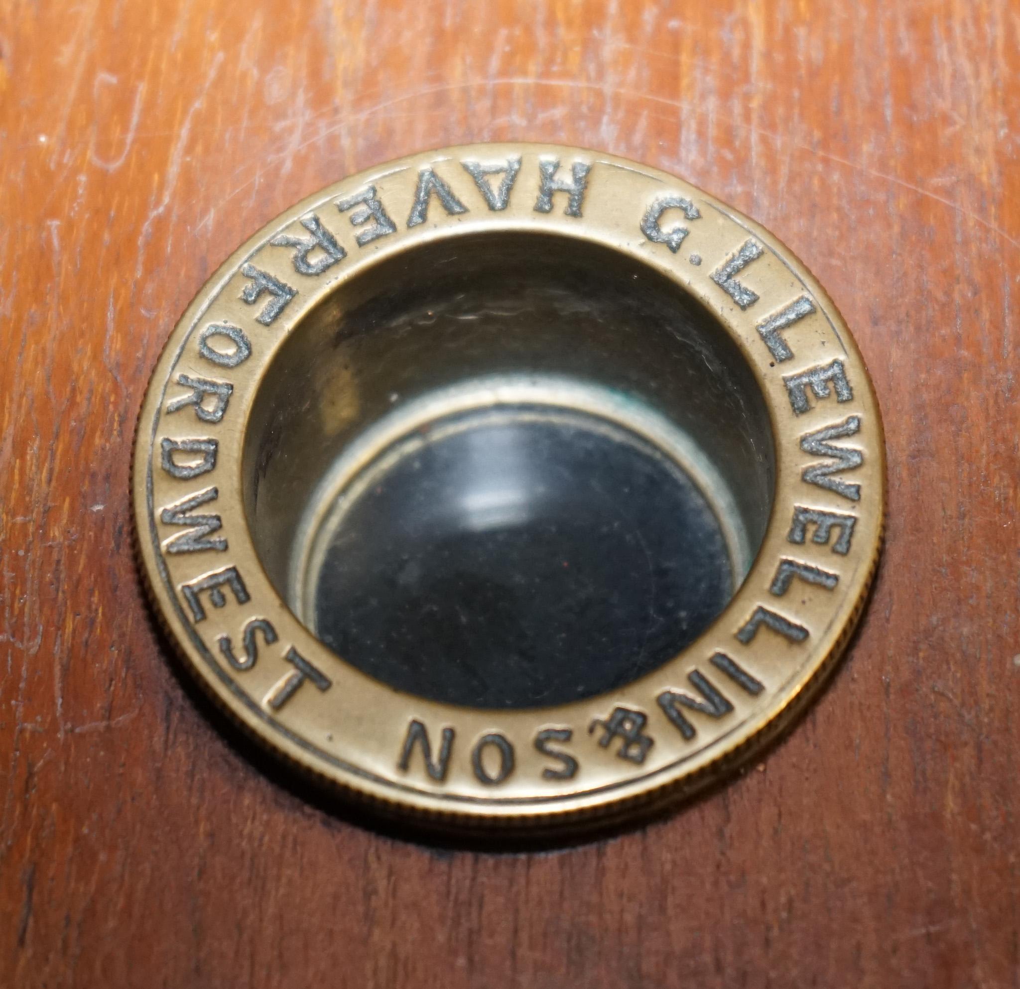 ANTIQUE VICTORIAN CIRCA 1885 ENGLISH G. LLEWELLiN & SONS BUTTER CHURN For Sale 8