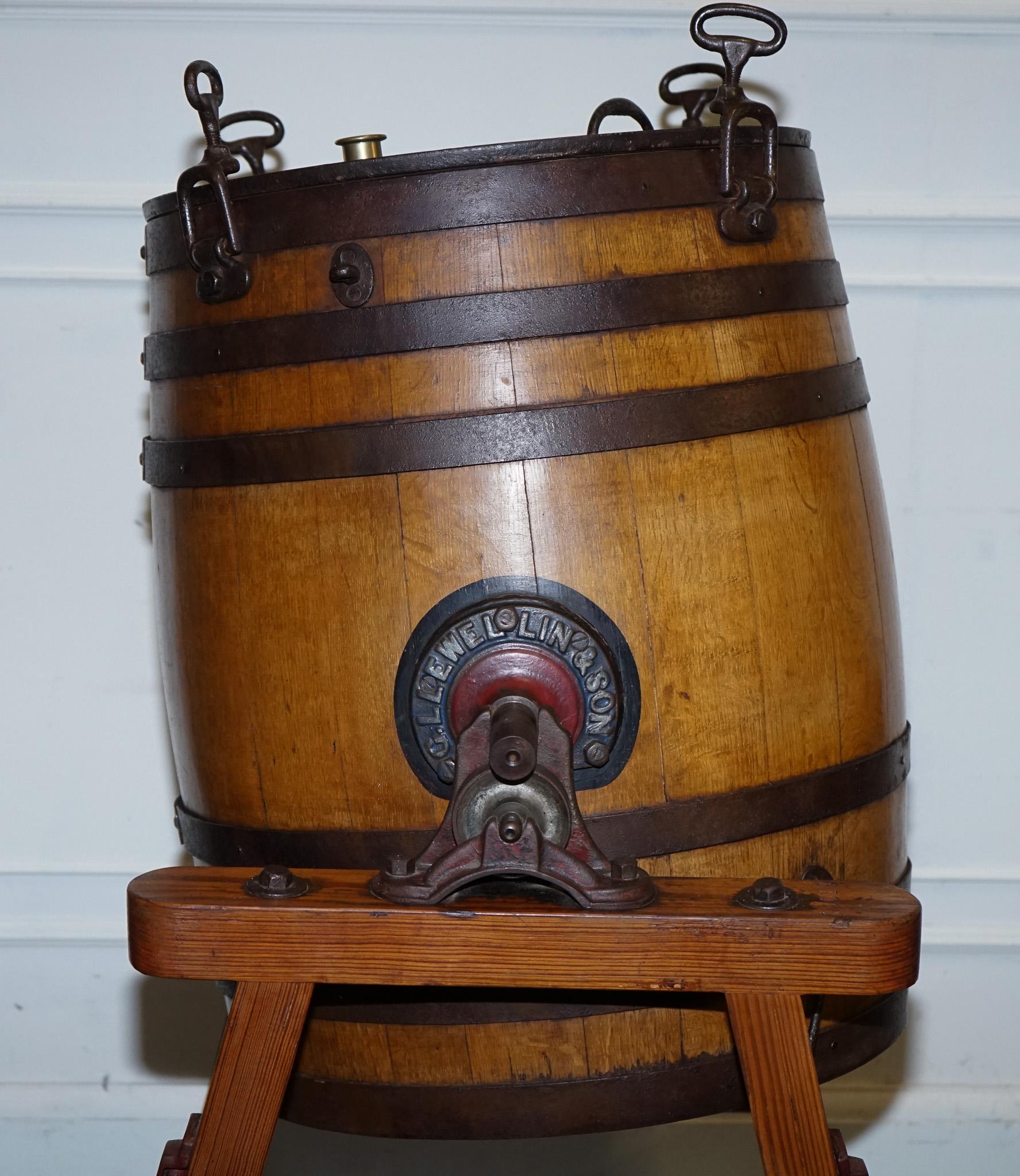 ANTIQUE VICTORIAN CIRCA 1885 ENGLISH G. LLEWELLiN & SONS BUTTER CHURN For Sale 11