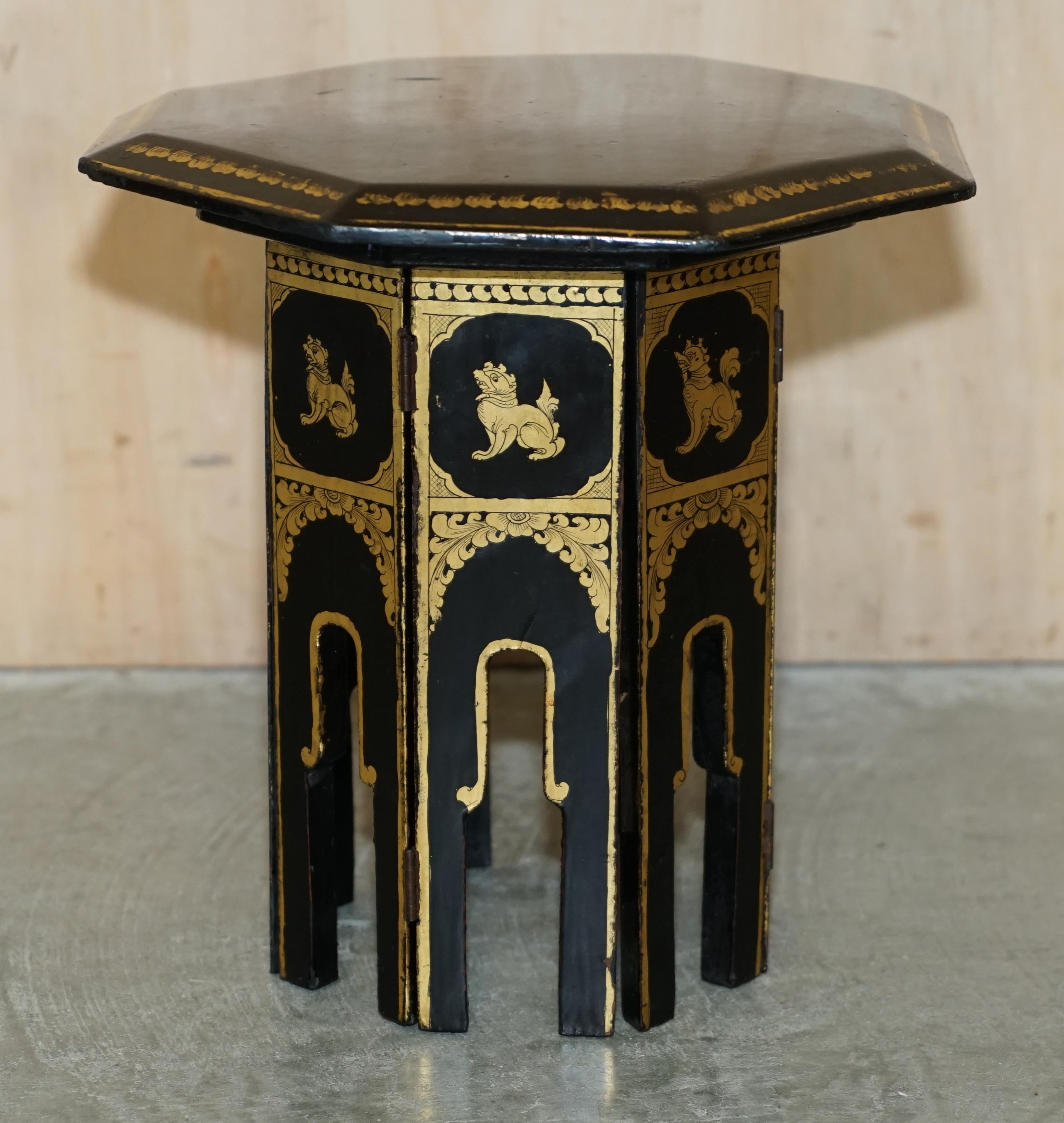 Early 20th Century Antique Victorian circa 1900 Chinese Chinoiserie Lacquered Folding Side Table For Sale