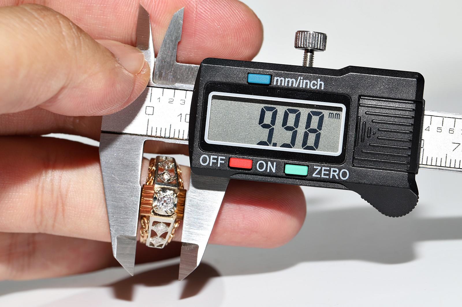 Anello antico vittoriano CIRCA 1900 in oro 18k con diamante naturale decorato e sorprendente in vendita 5