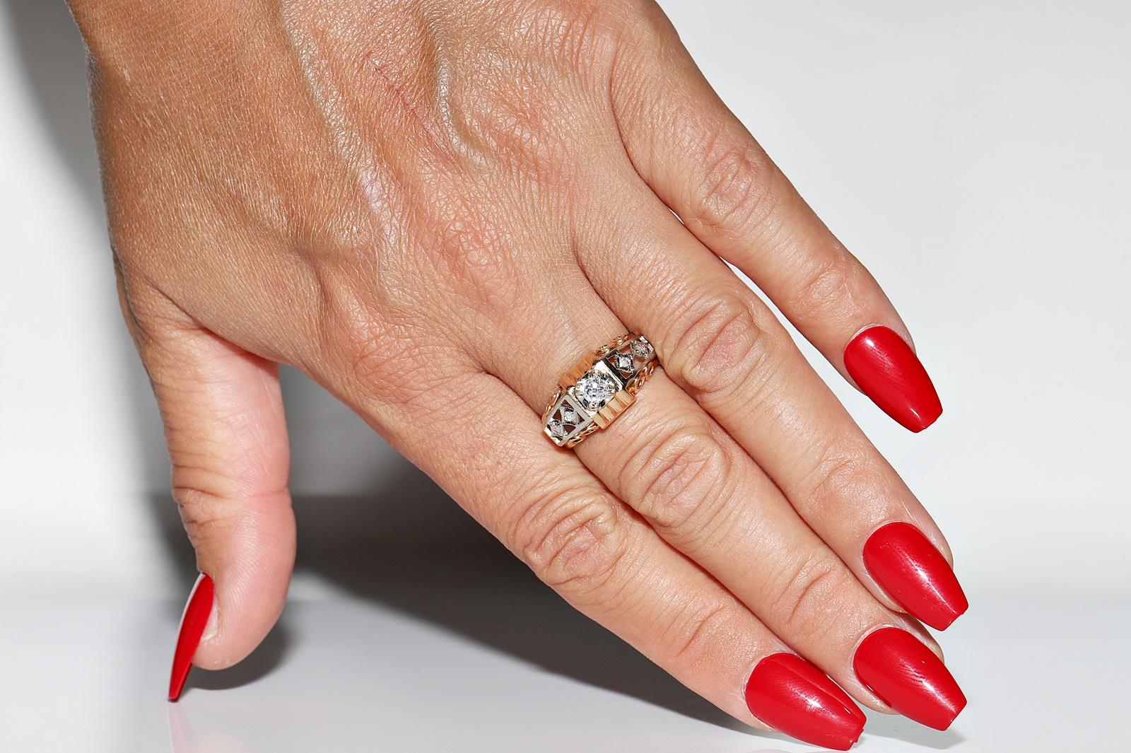 Anello antico vittoriano CIRCA 1900 in oro 18k con diamante naturale decorato e sorprendente in vendita 7