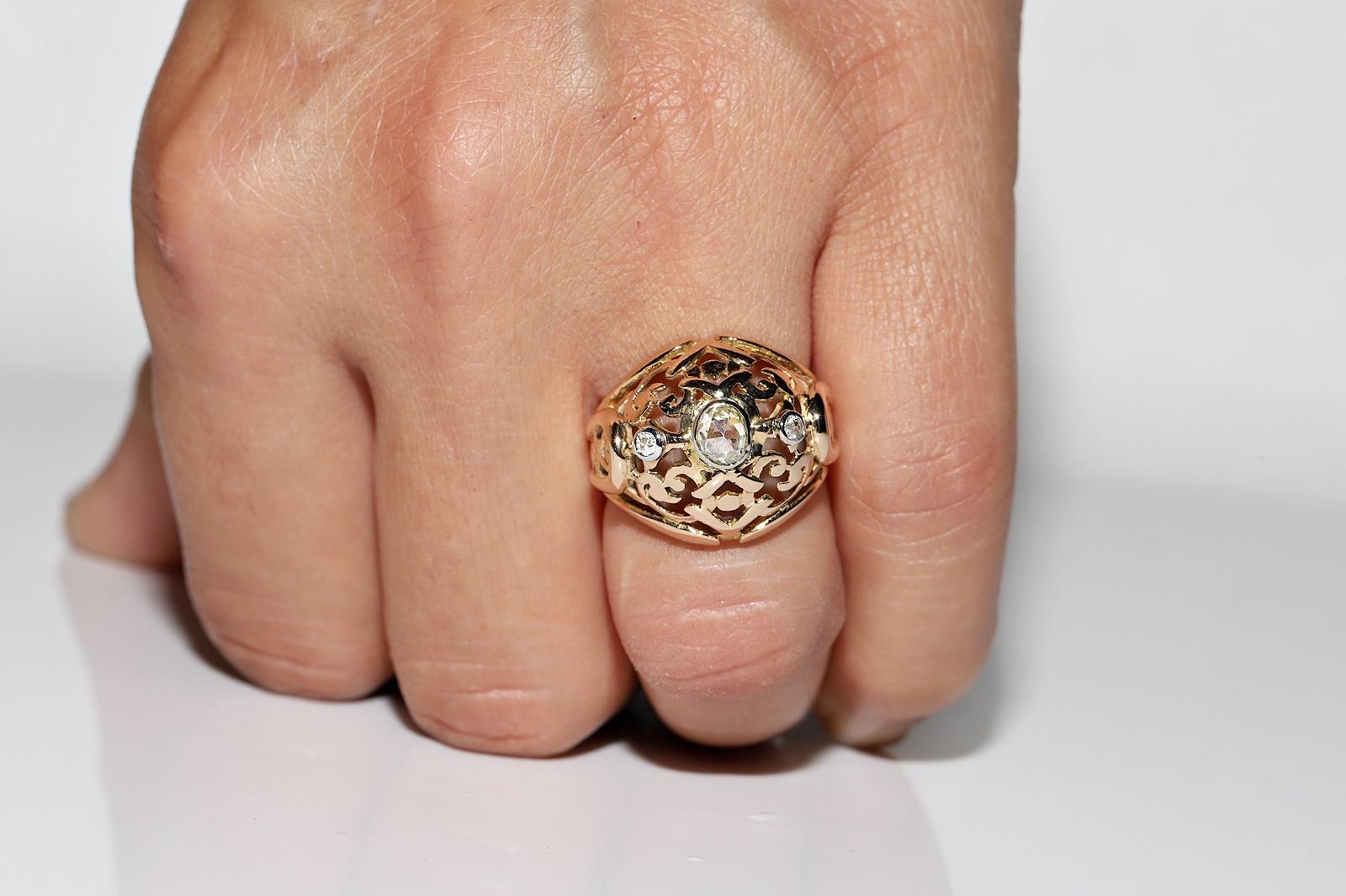 Bague ancienne victorienne Circa 1900s en or 18k décorée de diamants naturels en vente 7