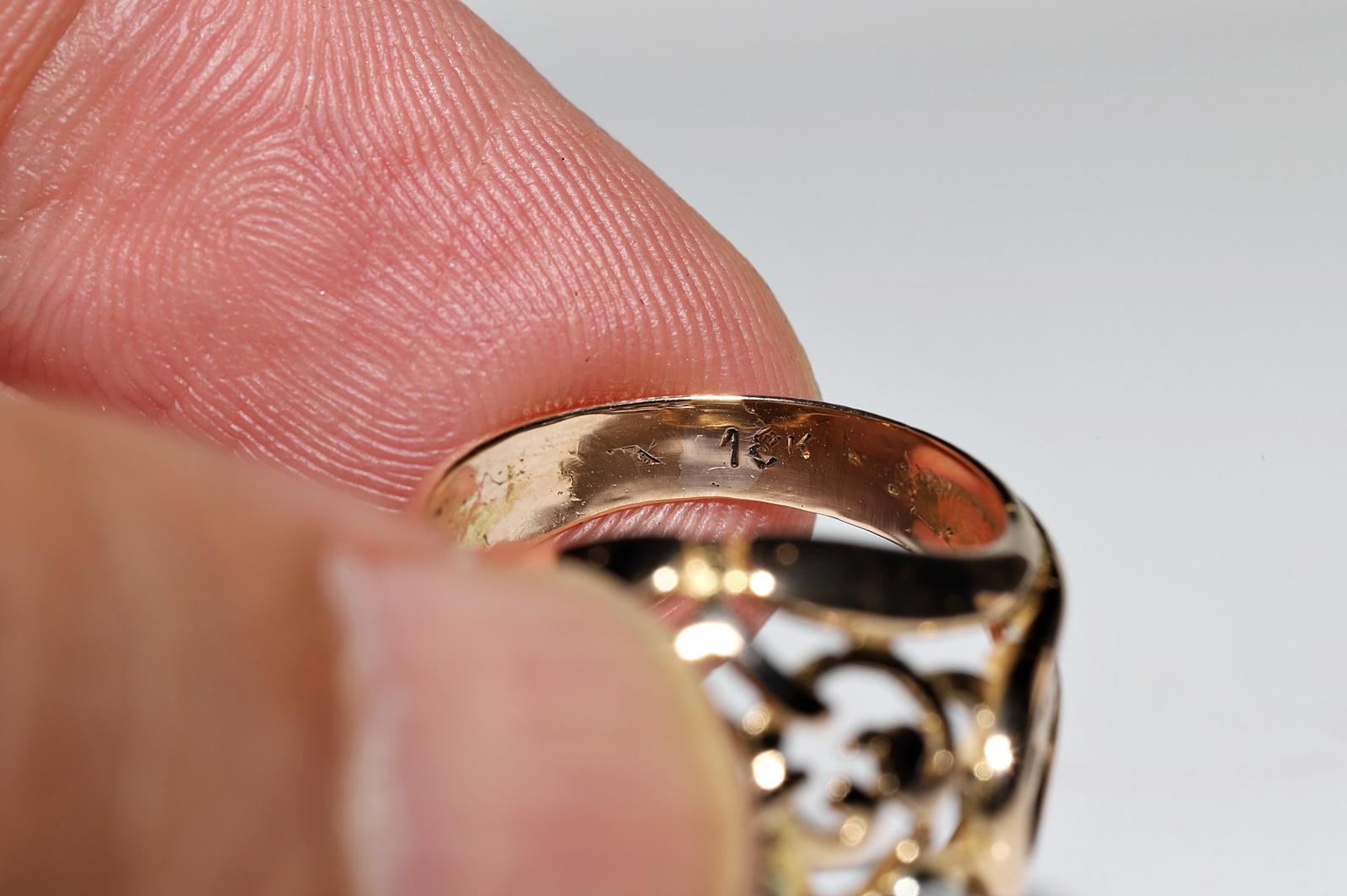 Bague ancienne victorienne Circa 1900s en or 18k décorée de diamants naturels en vente 3