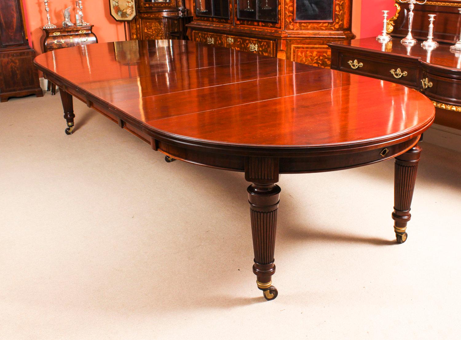 English Antique Victorian Circular Extending Dining Table and 14 Chairs, 19th Century