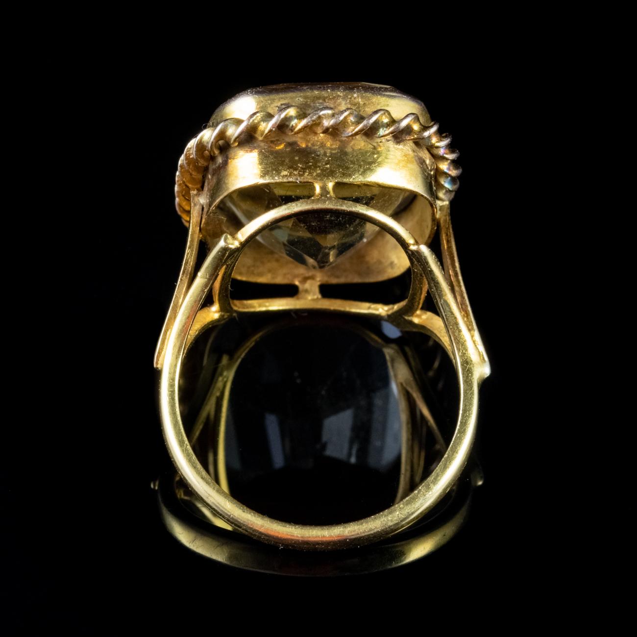 Antique Victorian Citrine Ring 18 Carat Yellow Gold, circa 1900 For Sale 2