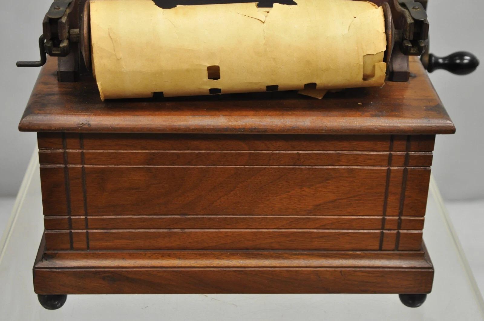 Petite boîte à musique victorienne ancienne Clariona Merritt Gally 14 Reed Pipe Organette Bon état - En vente à Philadelphia, PA