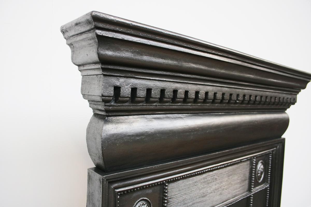 Antique Victorian Classical Cast Iron Bedroom Fireplace In Good Condition In Manchester, GB