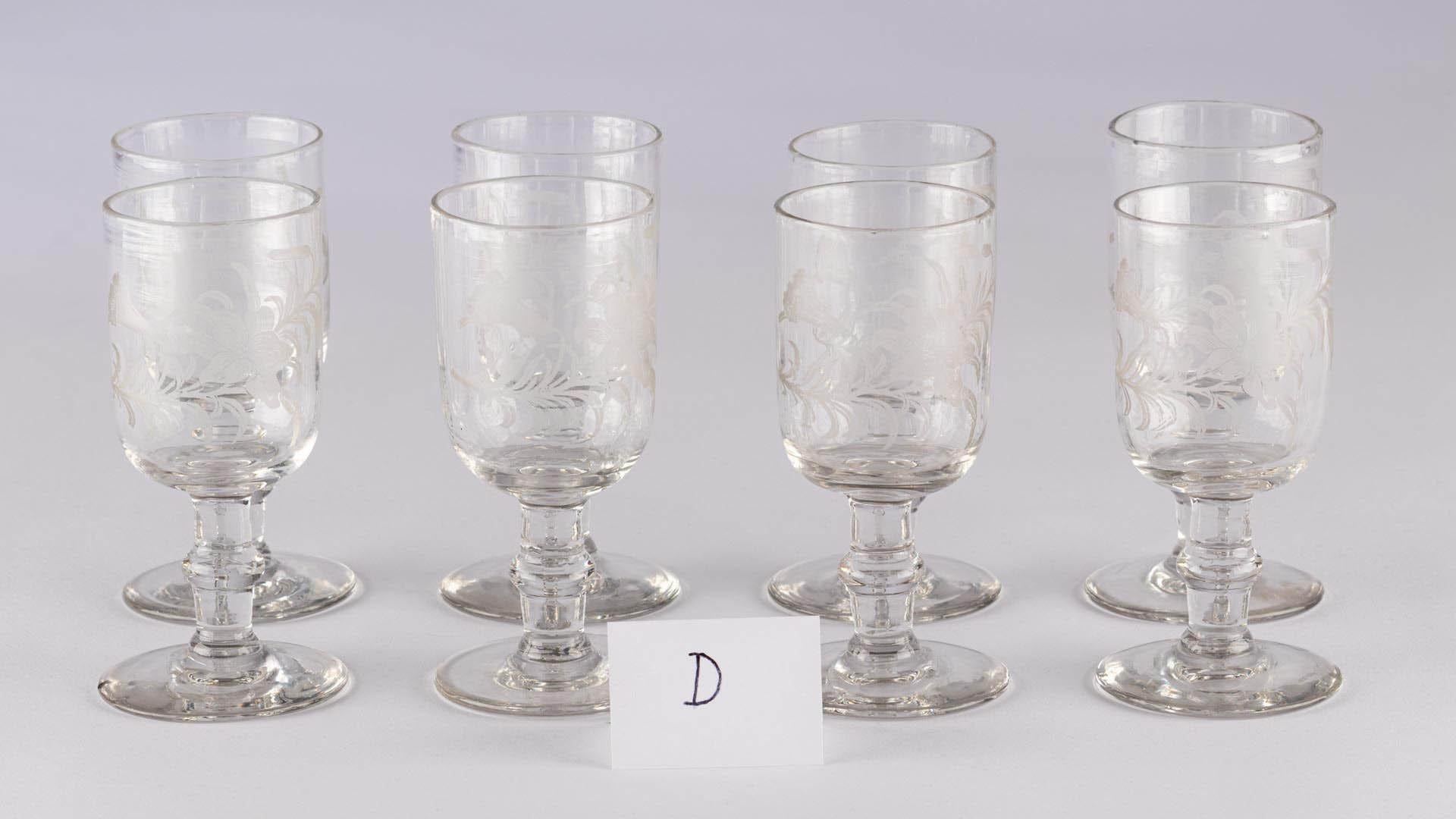 Antike viktorianische Collection Set 8 geätzten Glas trinken Weingläser Kelche im Zustand „Gut“ im Angebot in Greven, DE