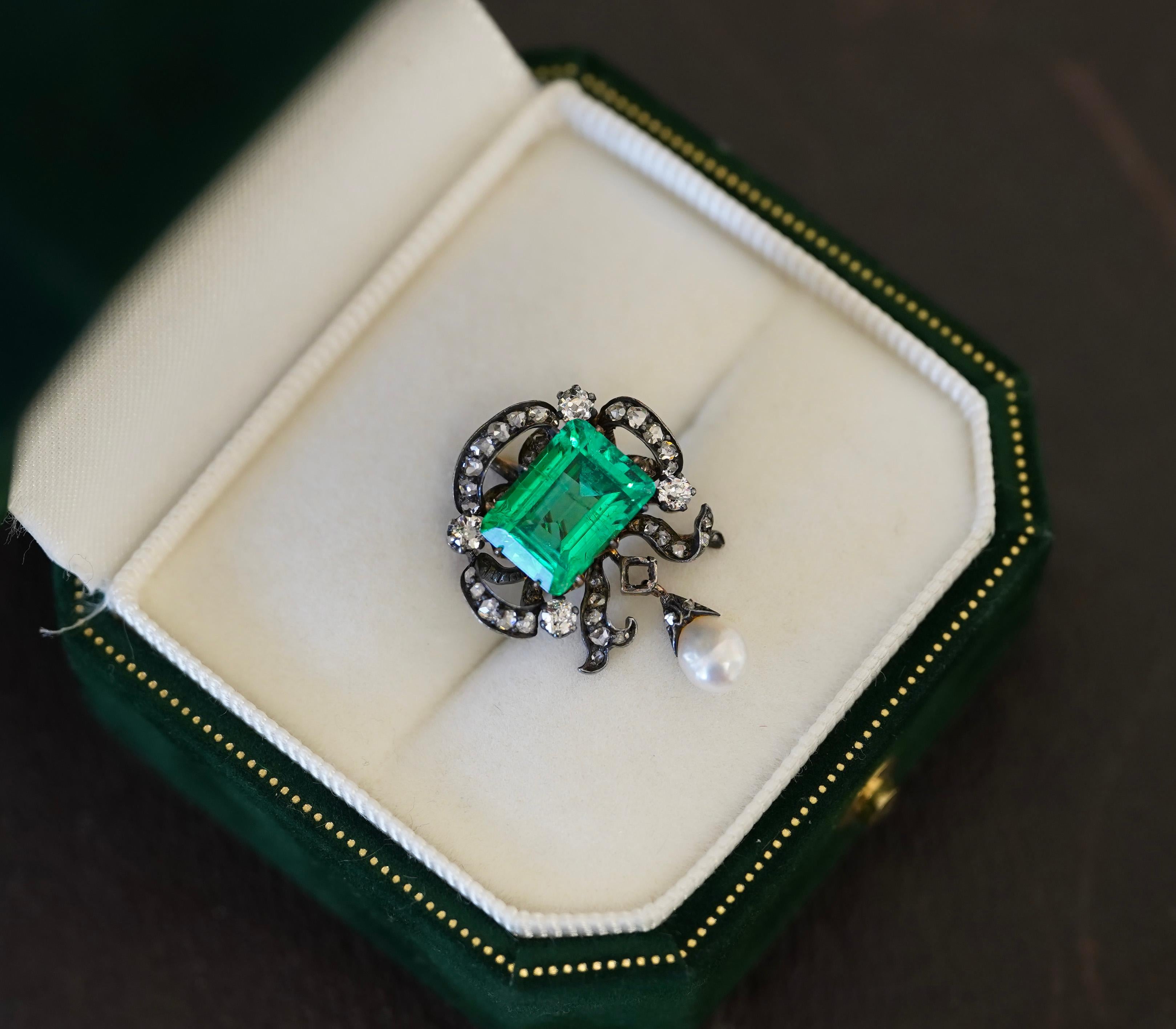 Antique Victorian Colombia Emerald, Pearl, & Old Mine Diamond Pendant Circa 1880 2