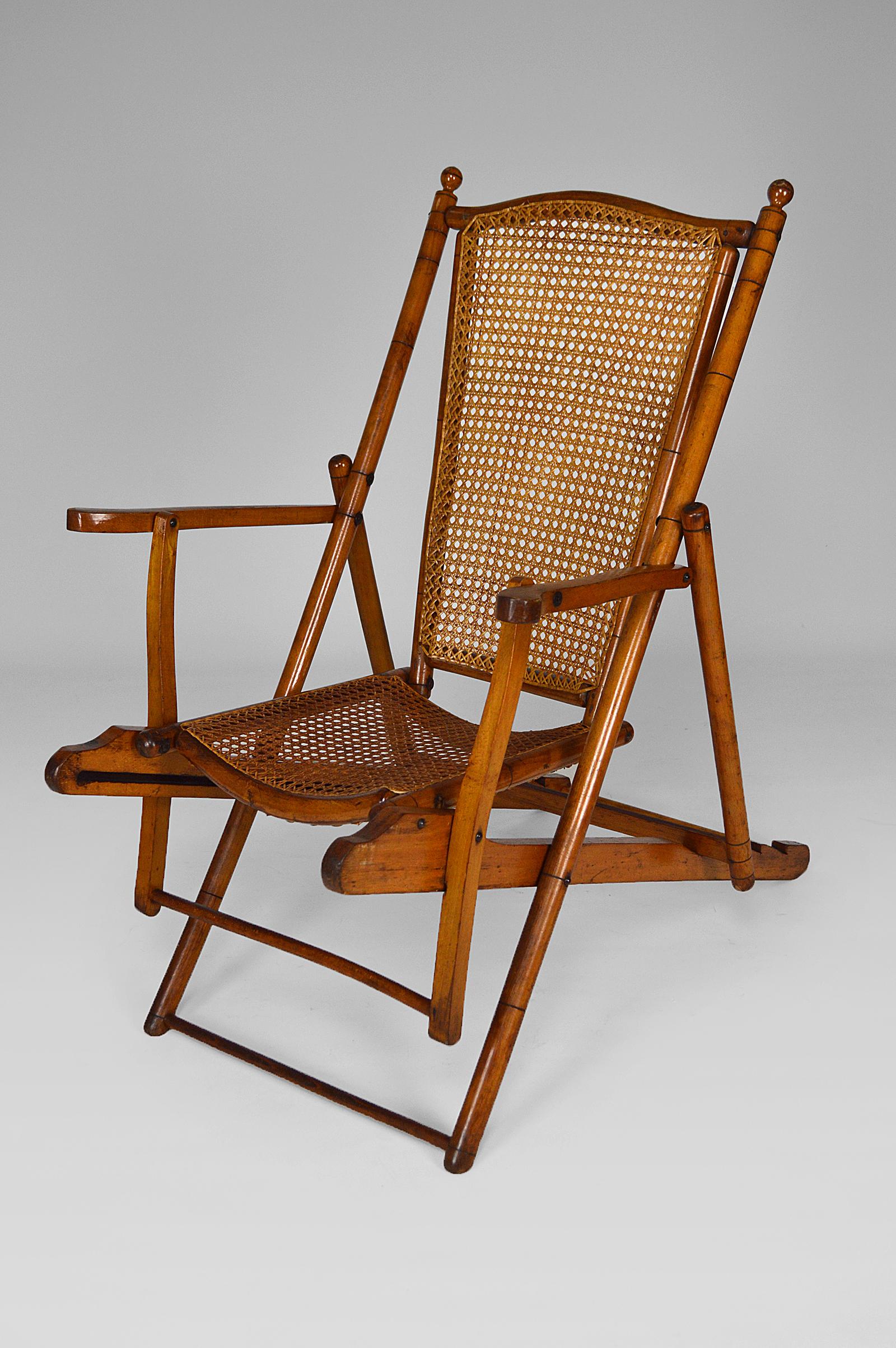Antique Victorian Colonial Folding Lounge Steamer Deck Chair / Armchair, 1900s For Sale 1
