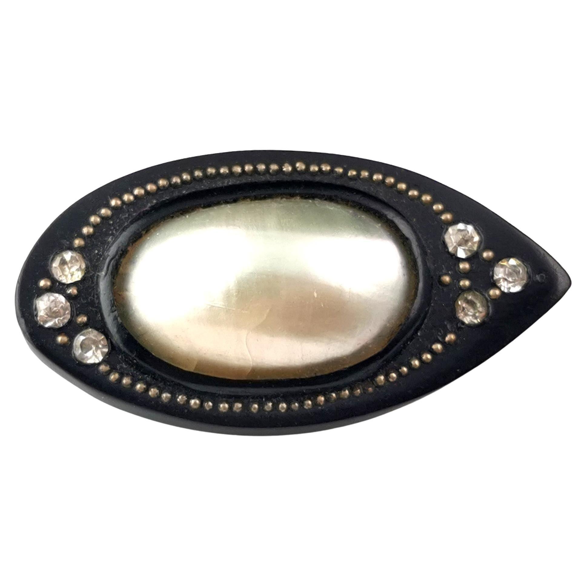 Antique Victorian Coque de Perle eye brooch, Whitby Jet and paste  For Sale