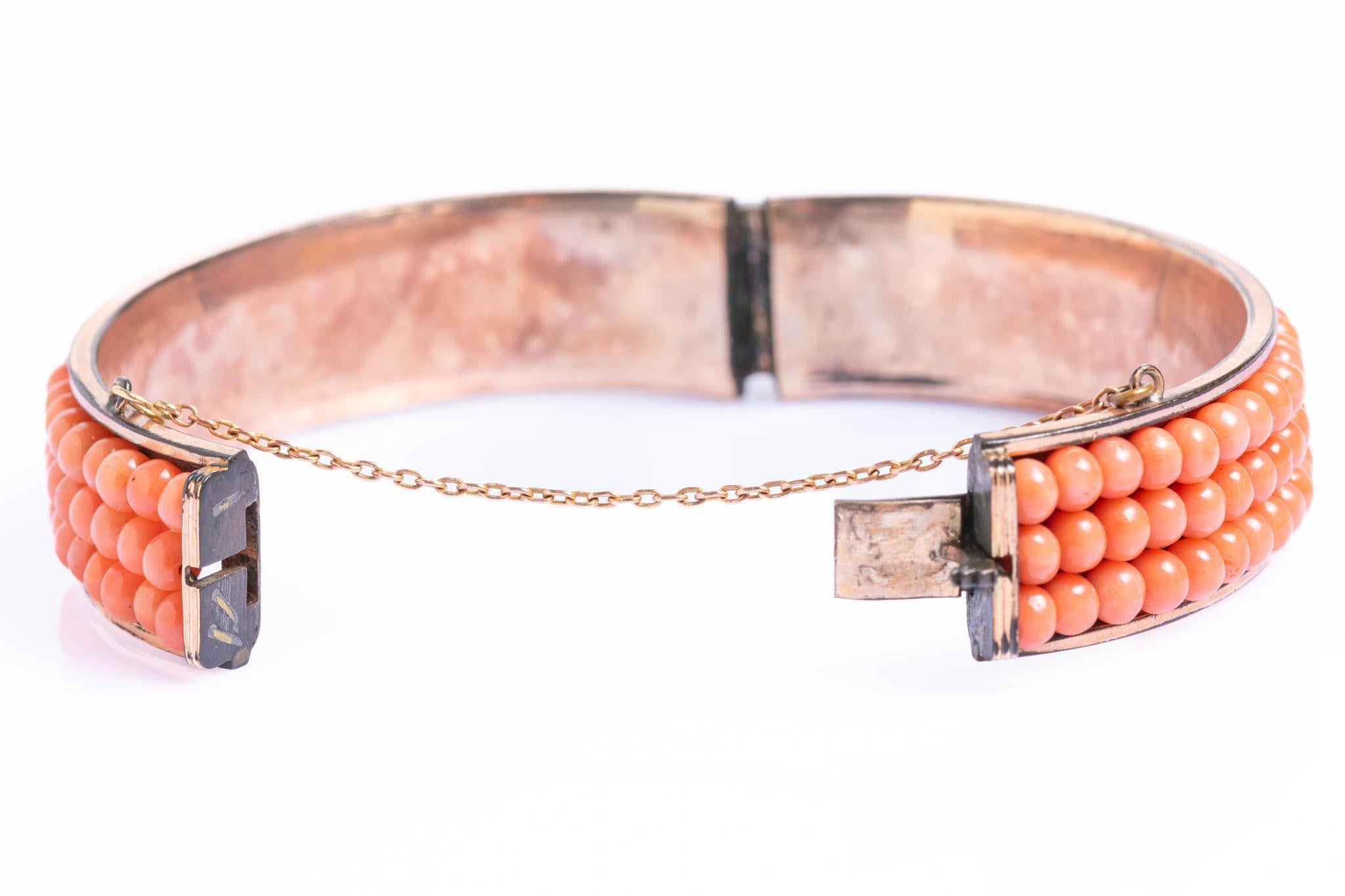 Antique bracelet victorien en corail Pour femmes en vente