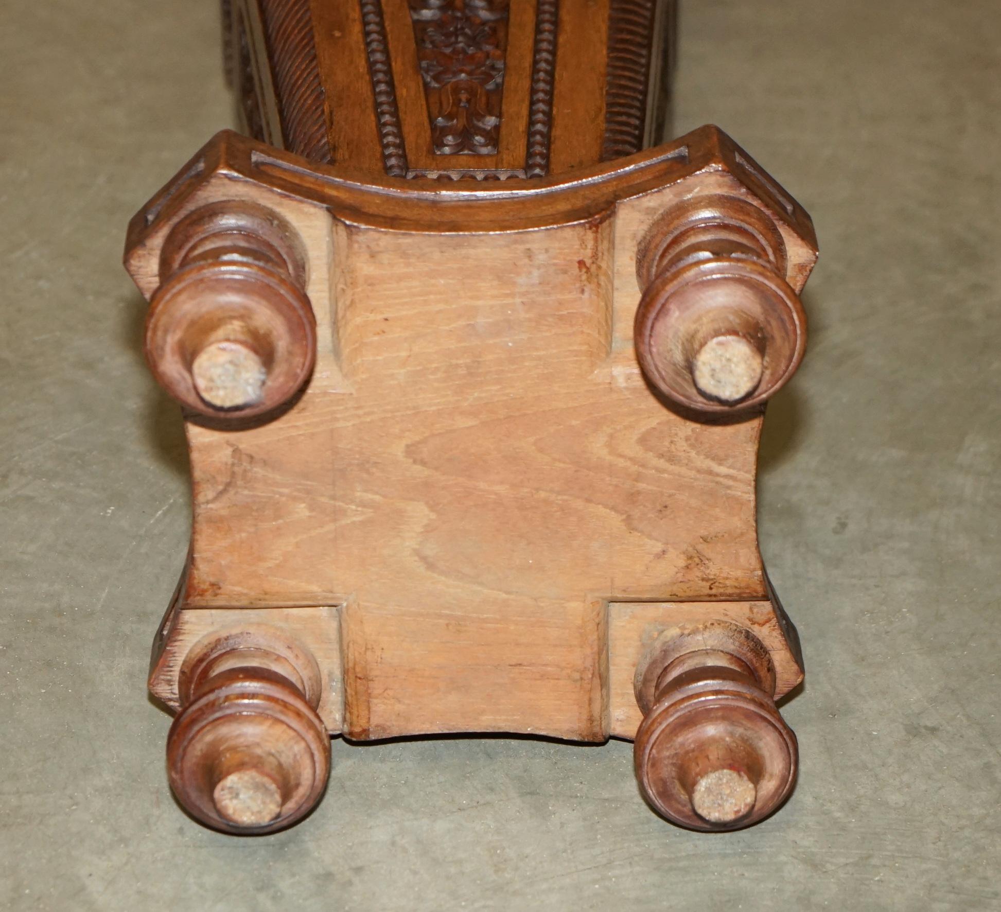 ANTIQUE ViCTORIAN CORINTHIAN PILLAR PEDESTAL STAND DISPLAYING BUSTS ANTIQUES For Sale 5