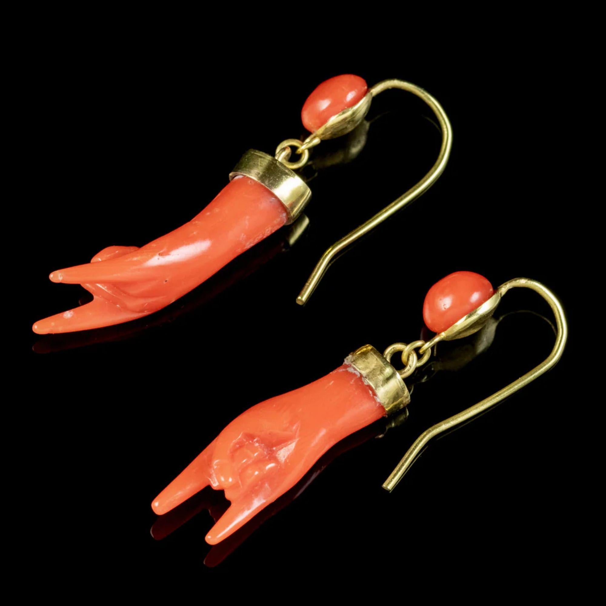 Mixed Cut Antique Victorian Corna Coral Hand Earrings in 18 Carat Gold For Sale