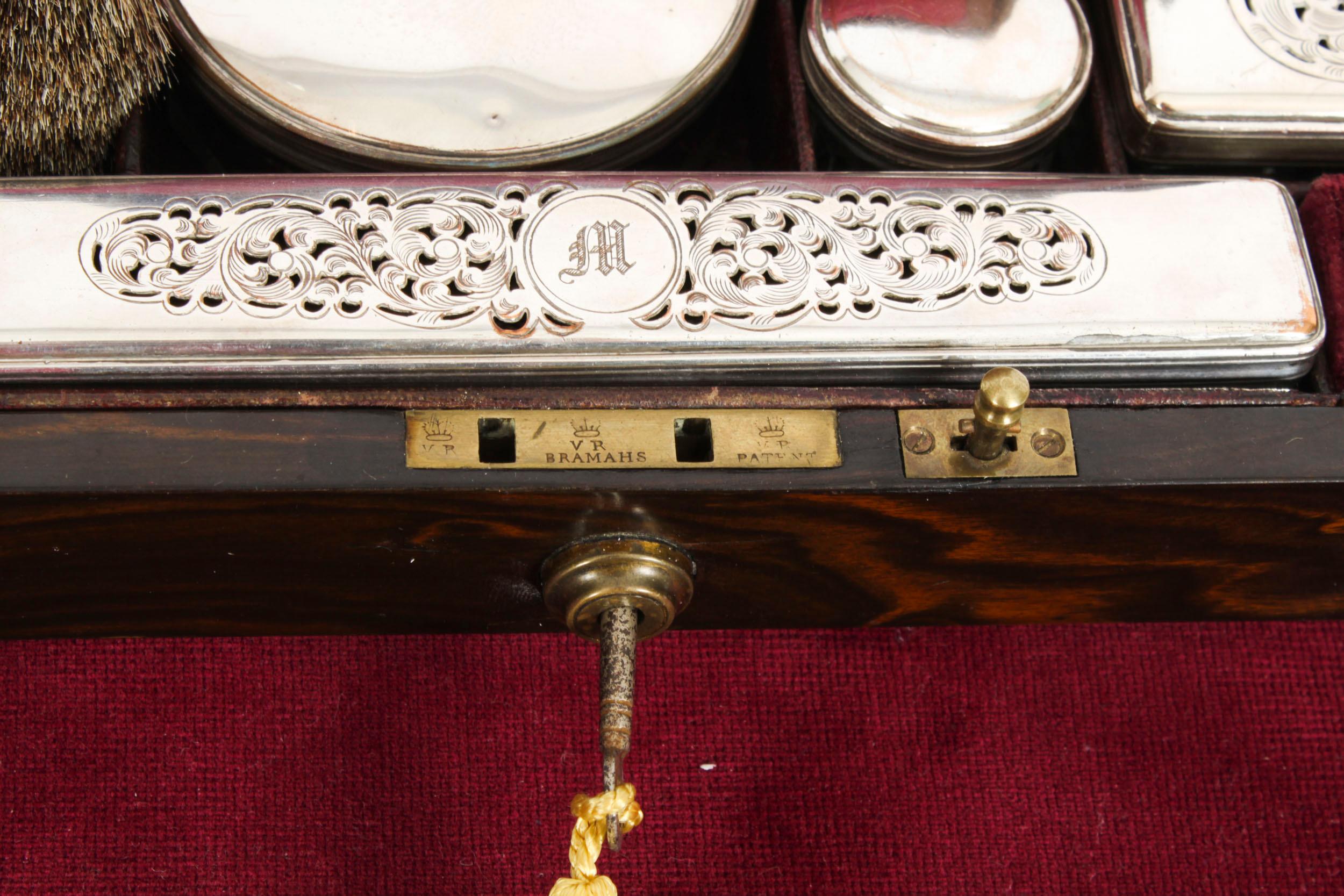 Ancien coromandel Gentleman's Travelling Vanity Case victorien du 19ème siècle en vente 1