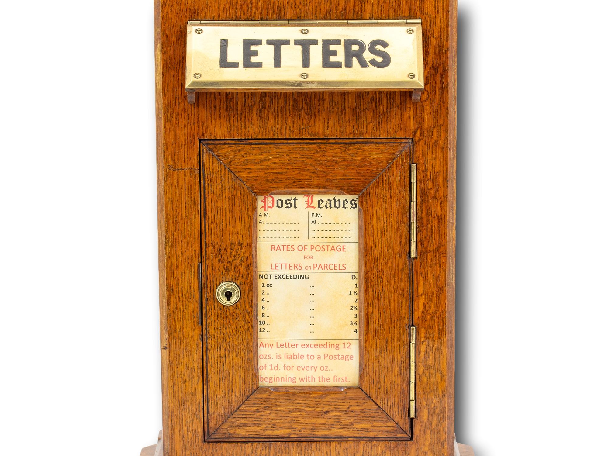 Antique Victorian Country House Oak Letter Box Clock Tower In Good Condition For Sale In Northampton, GB