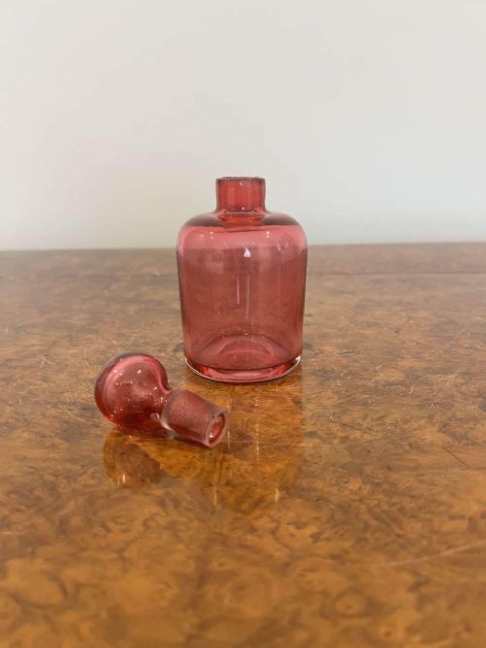Antique Victorian cranberry glass bottle  In Good Condition For Sale In Ipswich, GB