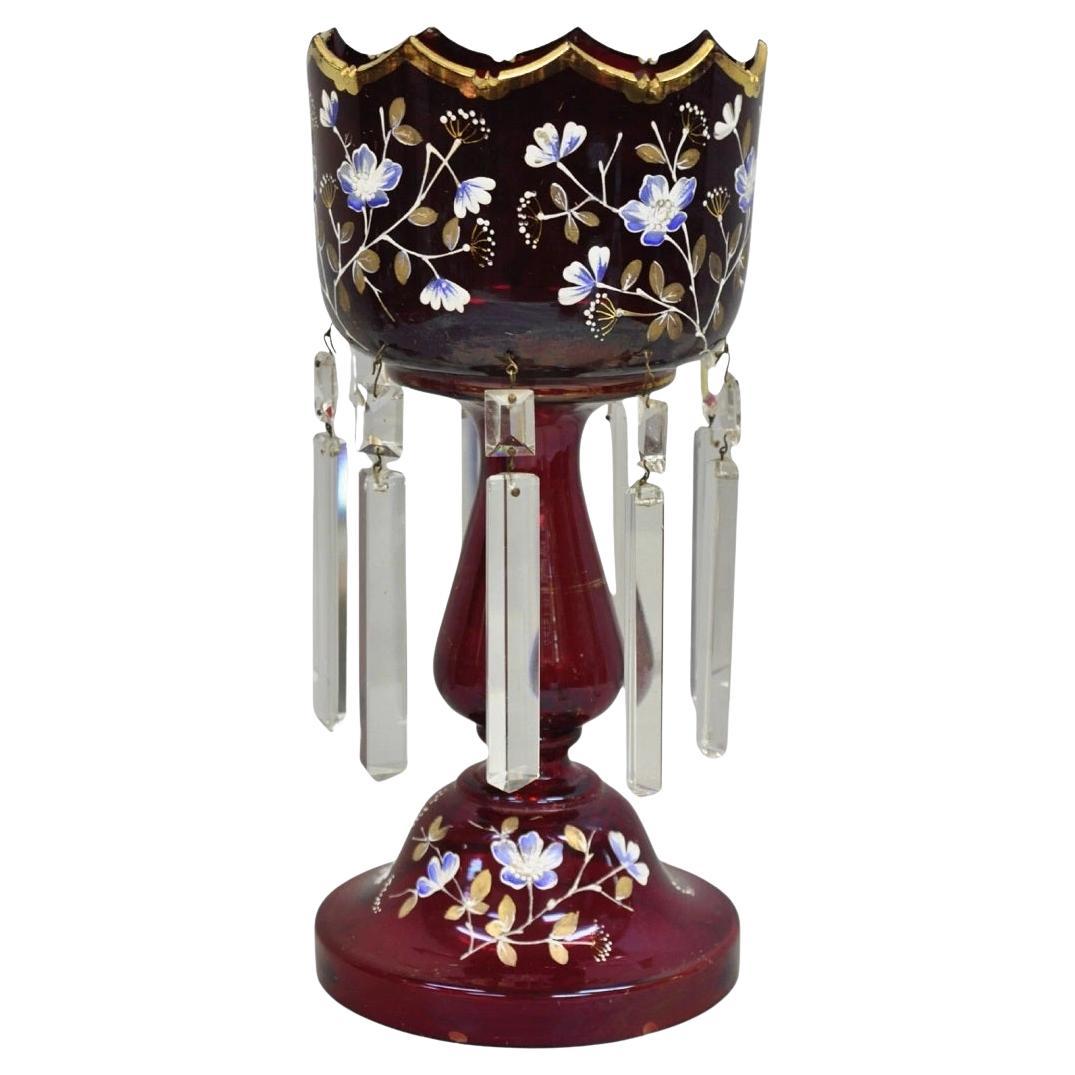Antiguo Jarrón Victoriano de Cristal de Arándano Pintado a Mano para Mantel con Cristales en venta
