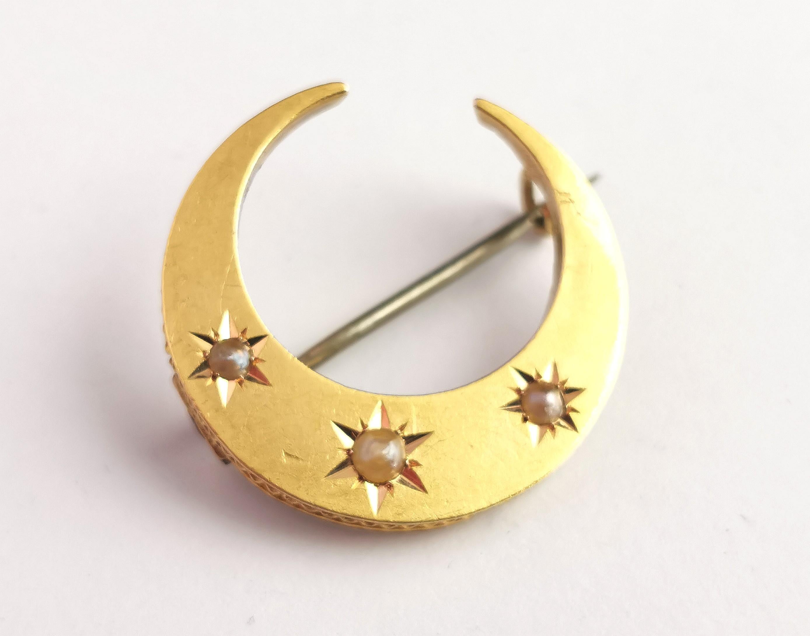 Antique Victorian Crescent Moon Brooch, 15k Gold and Split Pearl 9