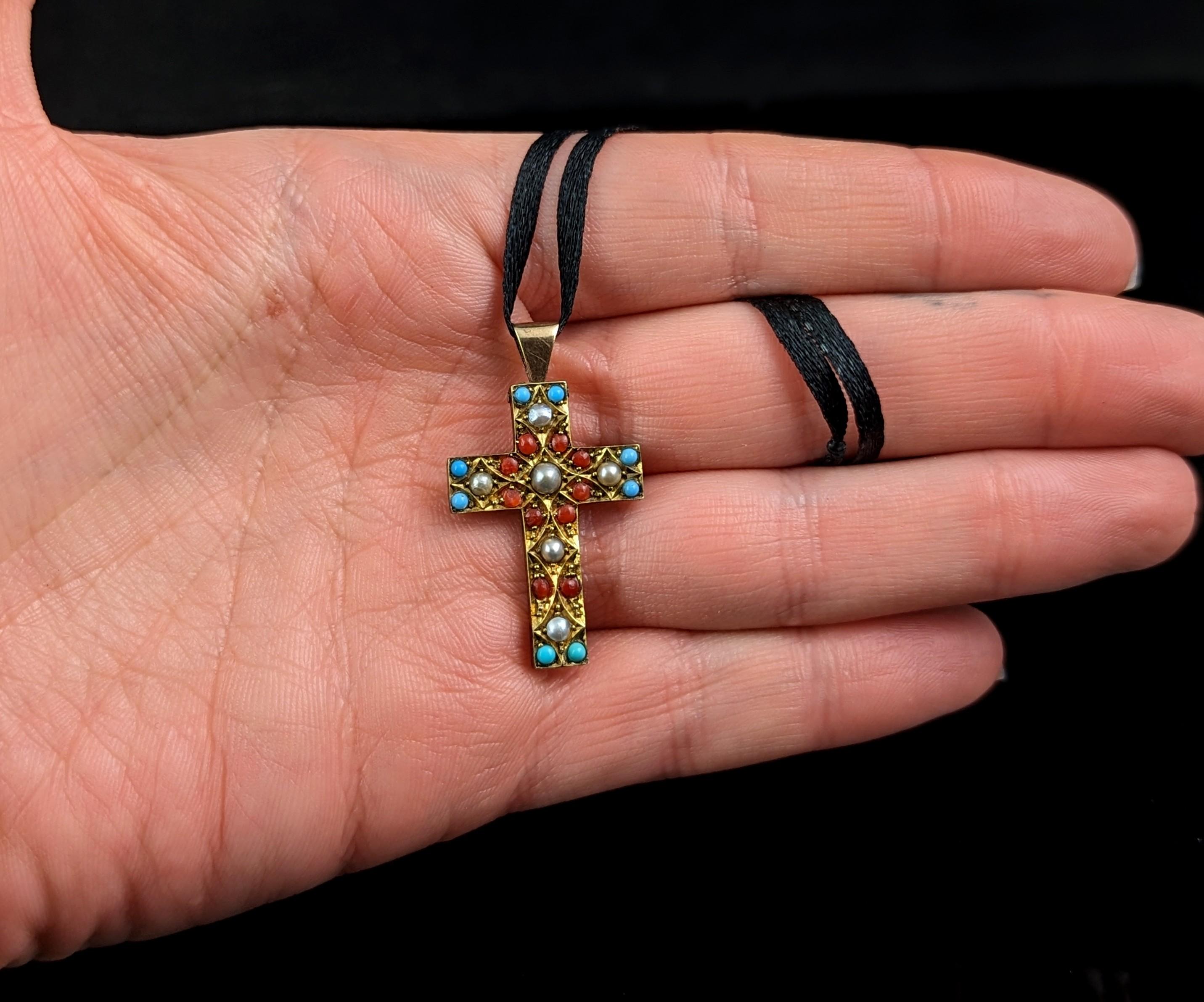 Victorien Broche pendentif croix victorienne ancienne, perle et pâte, or 9 carats  en vente