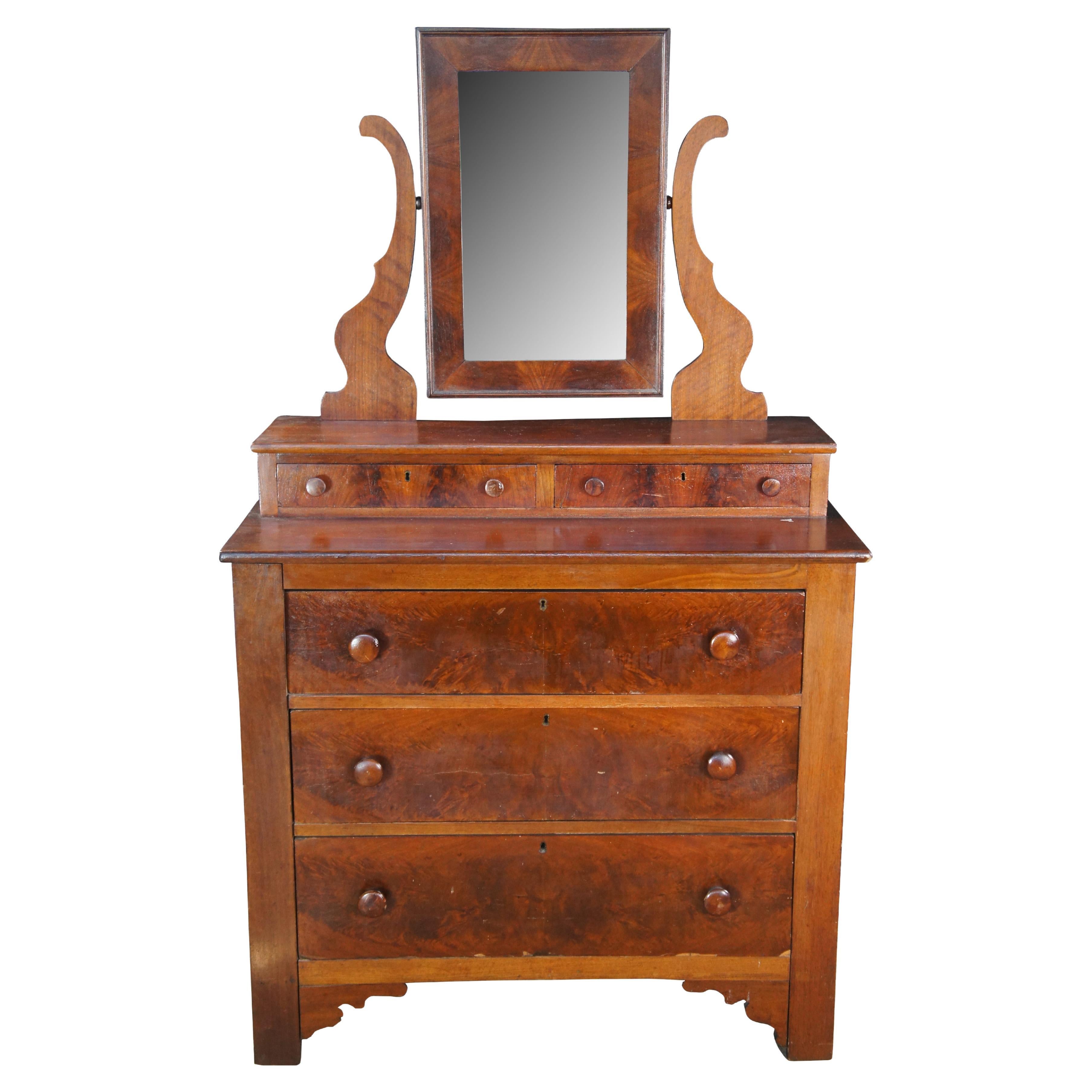 Antike viktorianische Crotch Nussbaum Kommode Schubladen Stepback Dresser Wishbone Mirror im Angebot