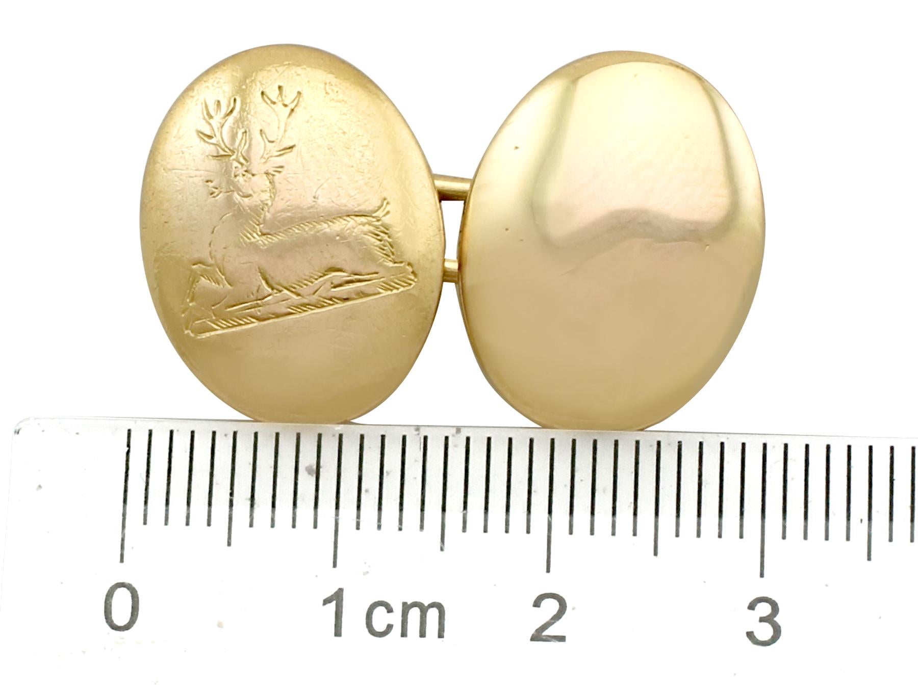 Women's or Men's Antique Victorian Cufflinks in Yellow Gold For Sale