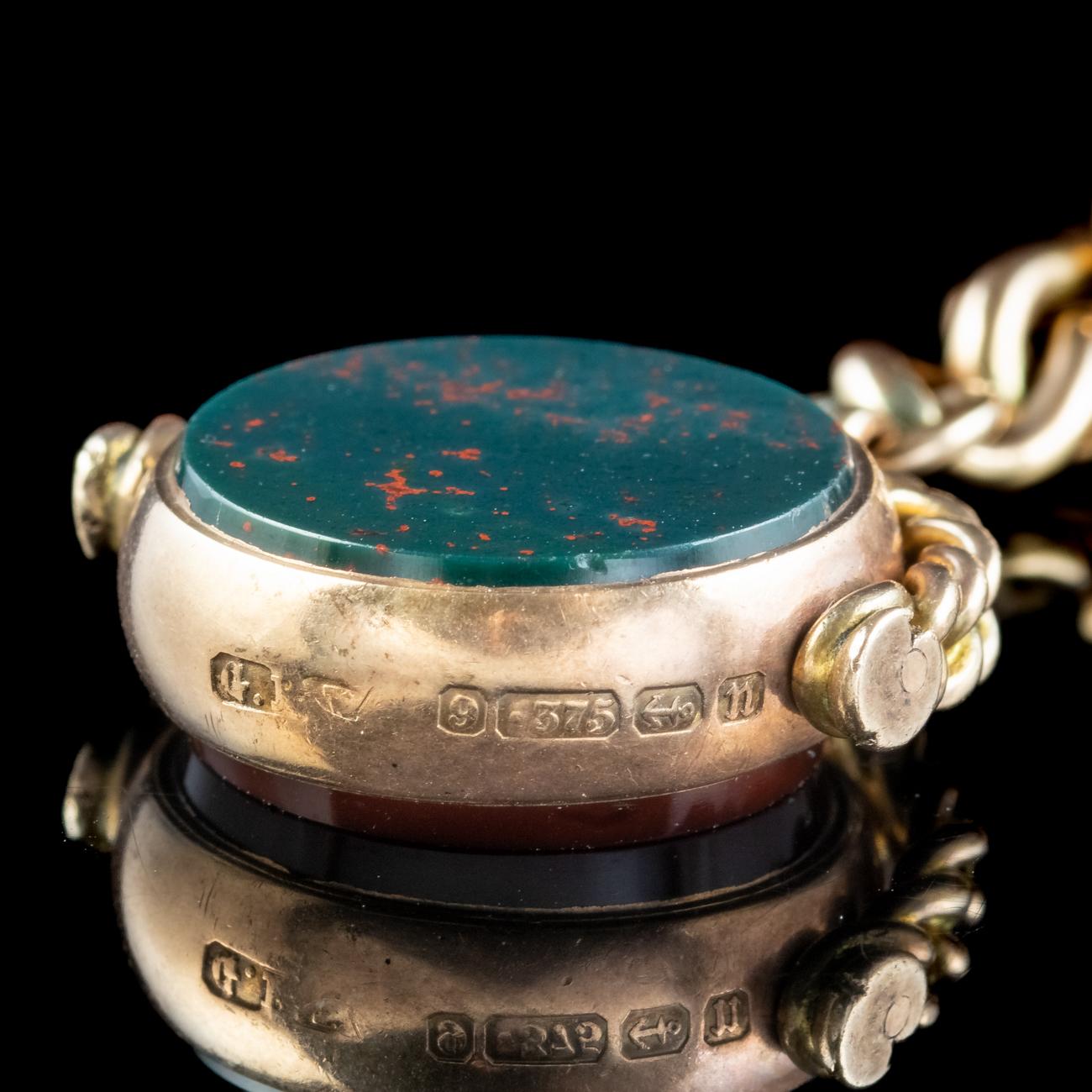 Antique Victorian Curb Bracelet 9ct Gold With Seven Agate Fobs In Good Condition For Sale In Kendal, GB