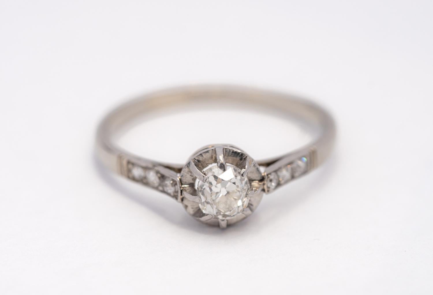 Antique Victorian Cushion Cut Diamond Solitaire White Gold Engagement Ring In Excellent Condition In Rottedam, NL