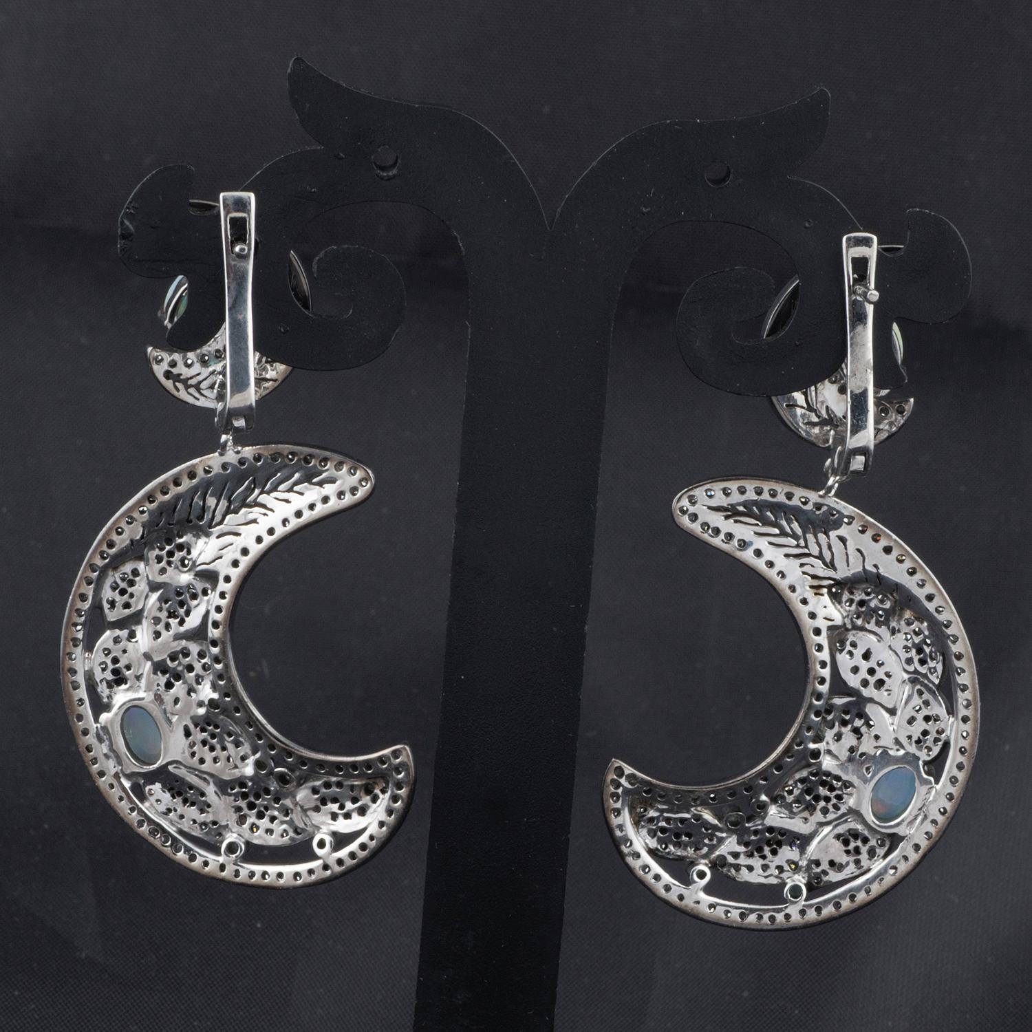 Round Cut Antique Victorian Dangle Earrings, Diamond Emerald & Ethiopian Opal Earrings For Sale