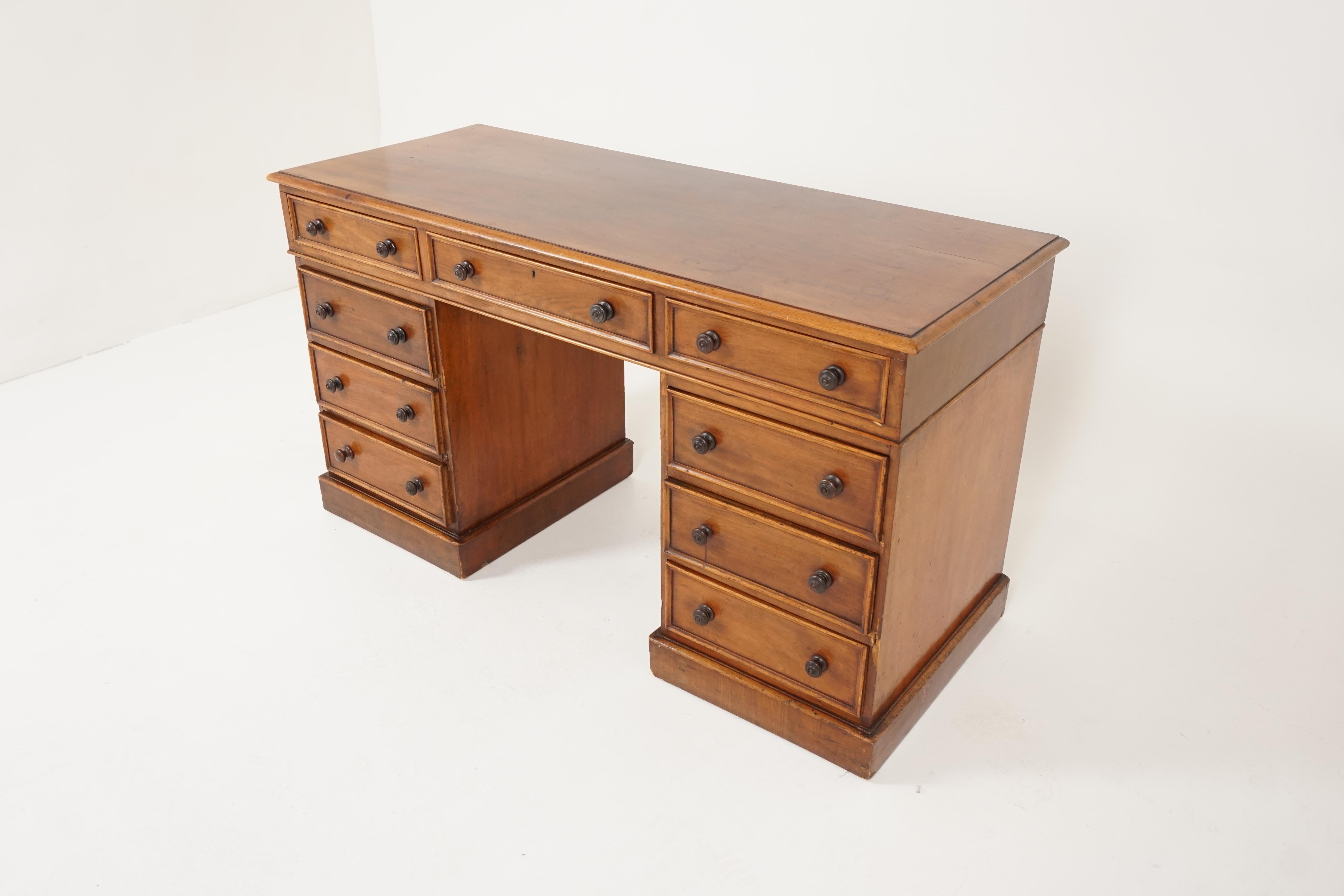 Antique Victorian desk, mahogany double pedestal desk, Scotland 1880, B2511

Scotland, 1880
Solid mahogany + veneer
Original finish
Rectangular moulded top
A drawer on each side of the wide center drawer
Each pedestal is fitted with moulded