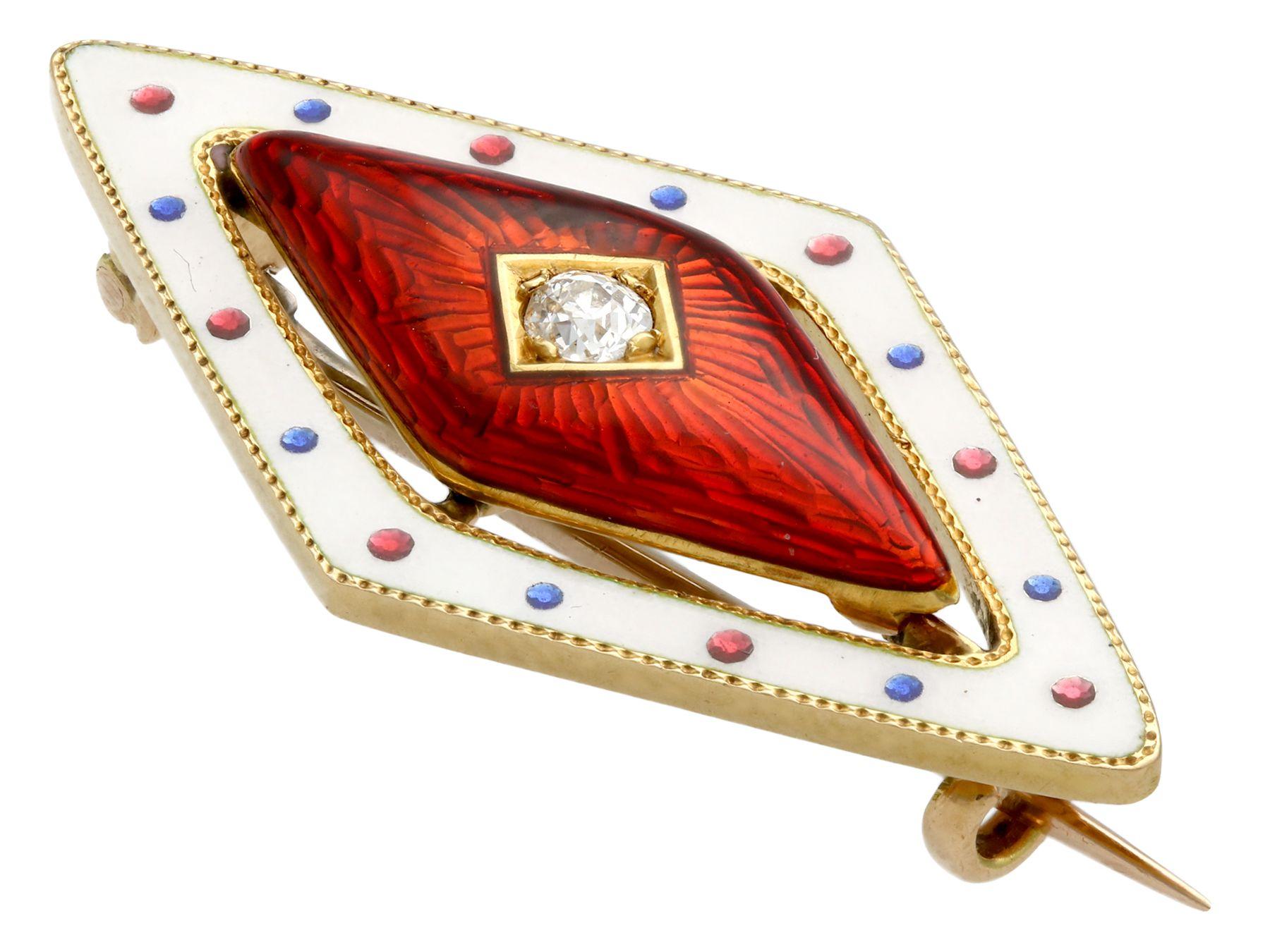 Antique Victorian Diamond and Enamel Yellow Gold Brooch In Excellent Condition For Sale In Jesmond, Newcastle Upon Tyne