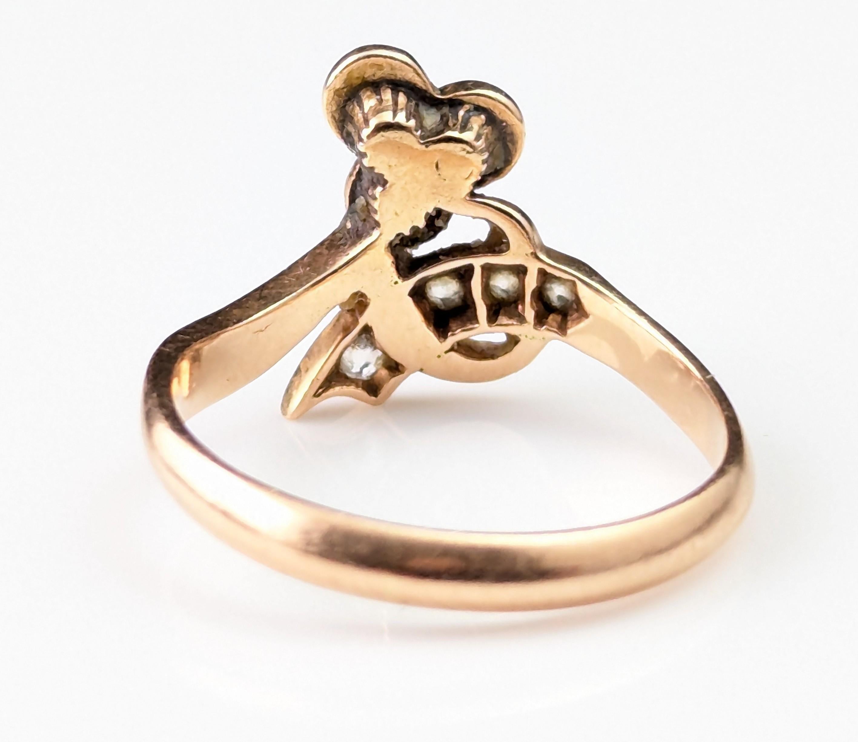 Antique Victorian Diamond and Pearl shamrock ring, 18k gold For Sale 9