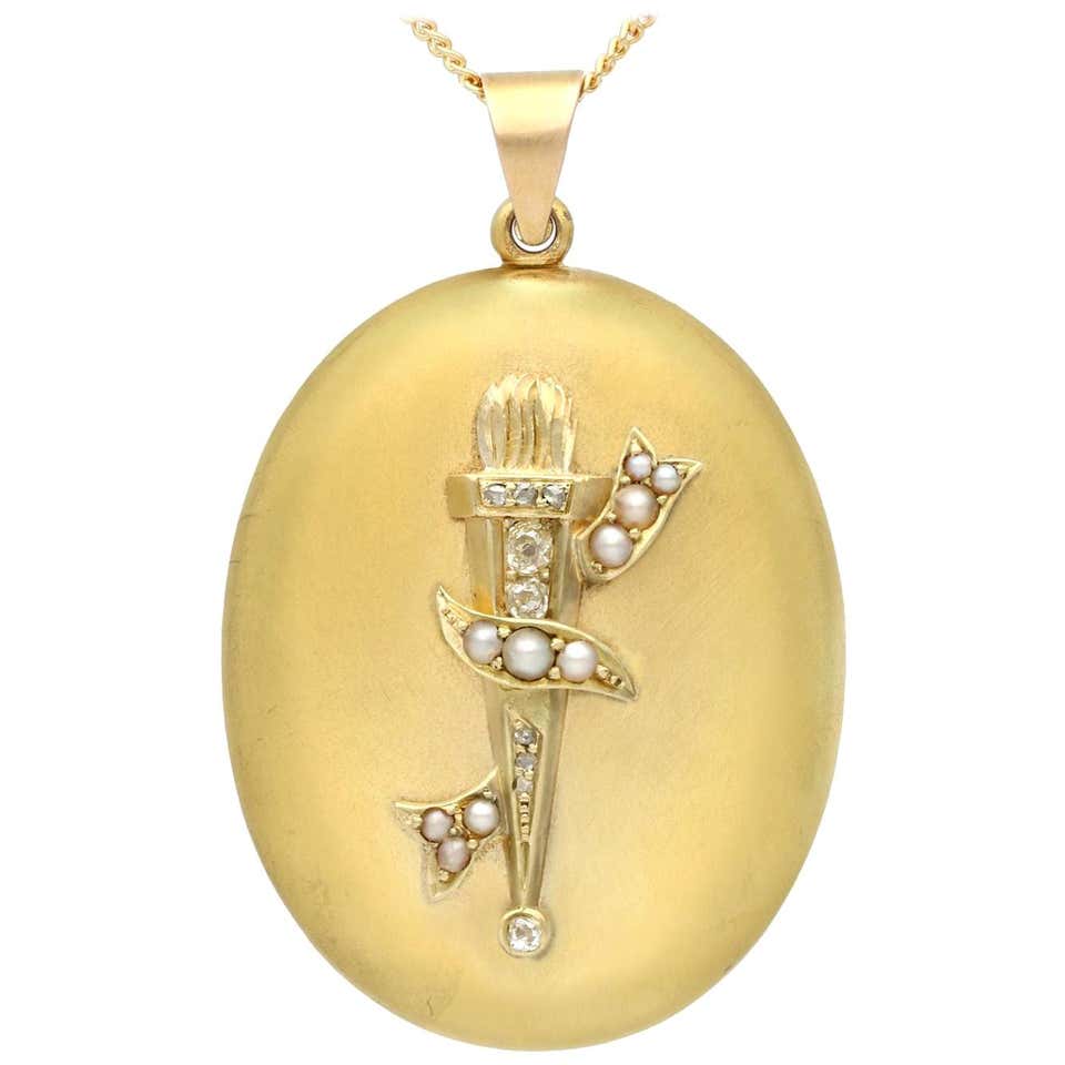 Antique Victorian Gold Locket 16 Karat Etruscan Pearl, circa 1860 For ...